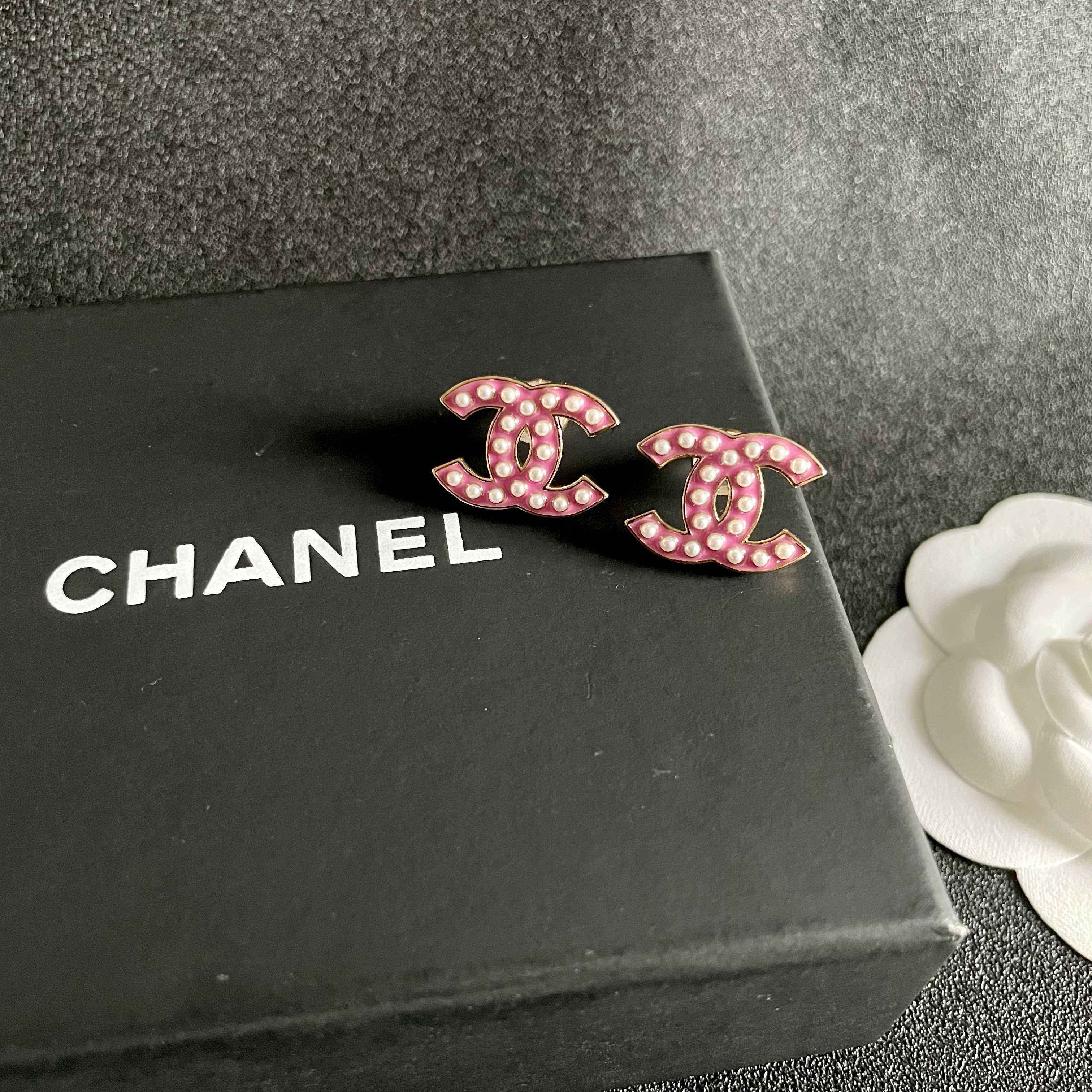 Elegant Pink Pearl Double C Stud Earrings - Chic Fashion Jewelry