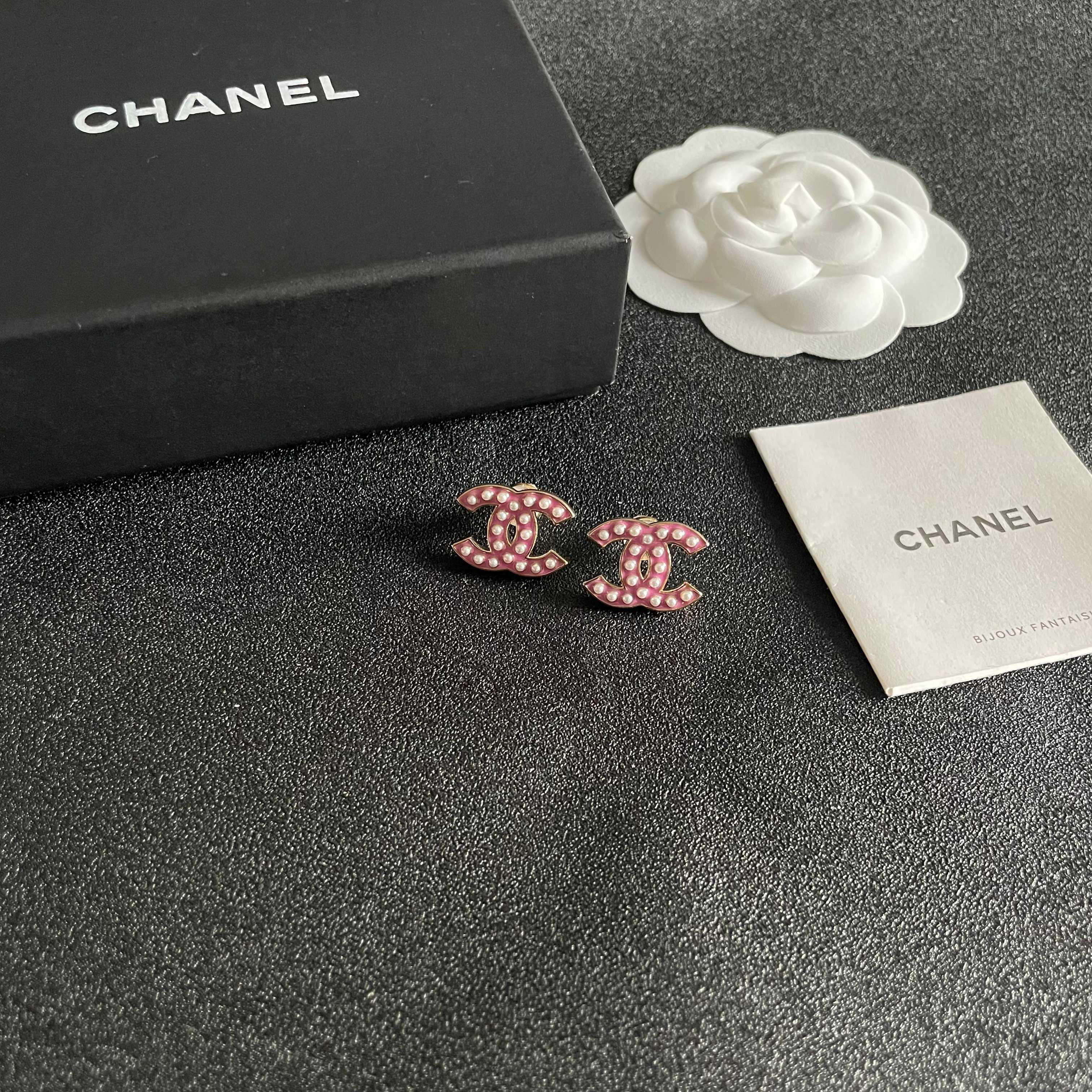 Elegant Pink Pearl Double C Stud Earrings - Chic Fashion Jewelry