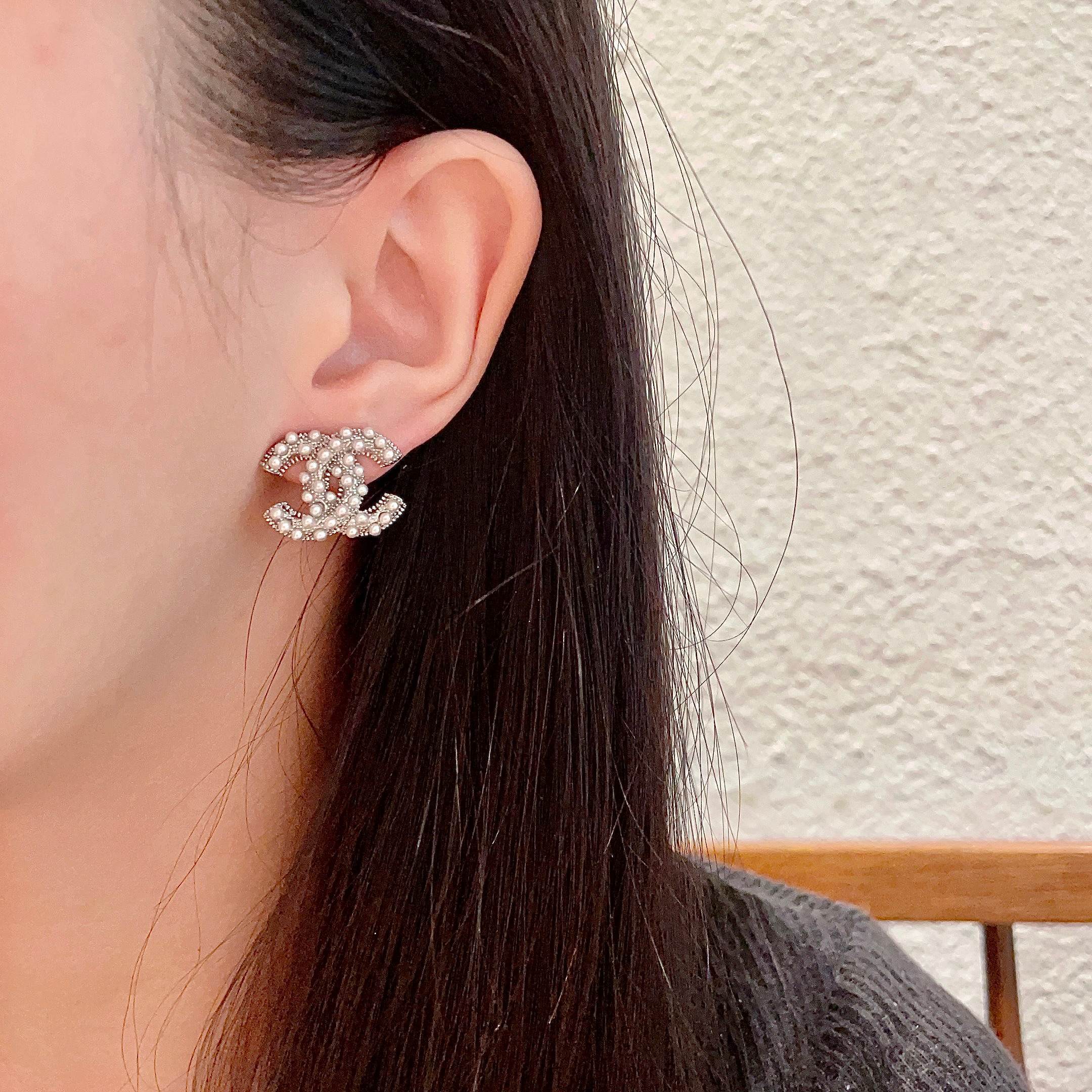 Elegant Pearl Encrusted Double C Logo Stud Earrings for Women