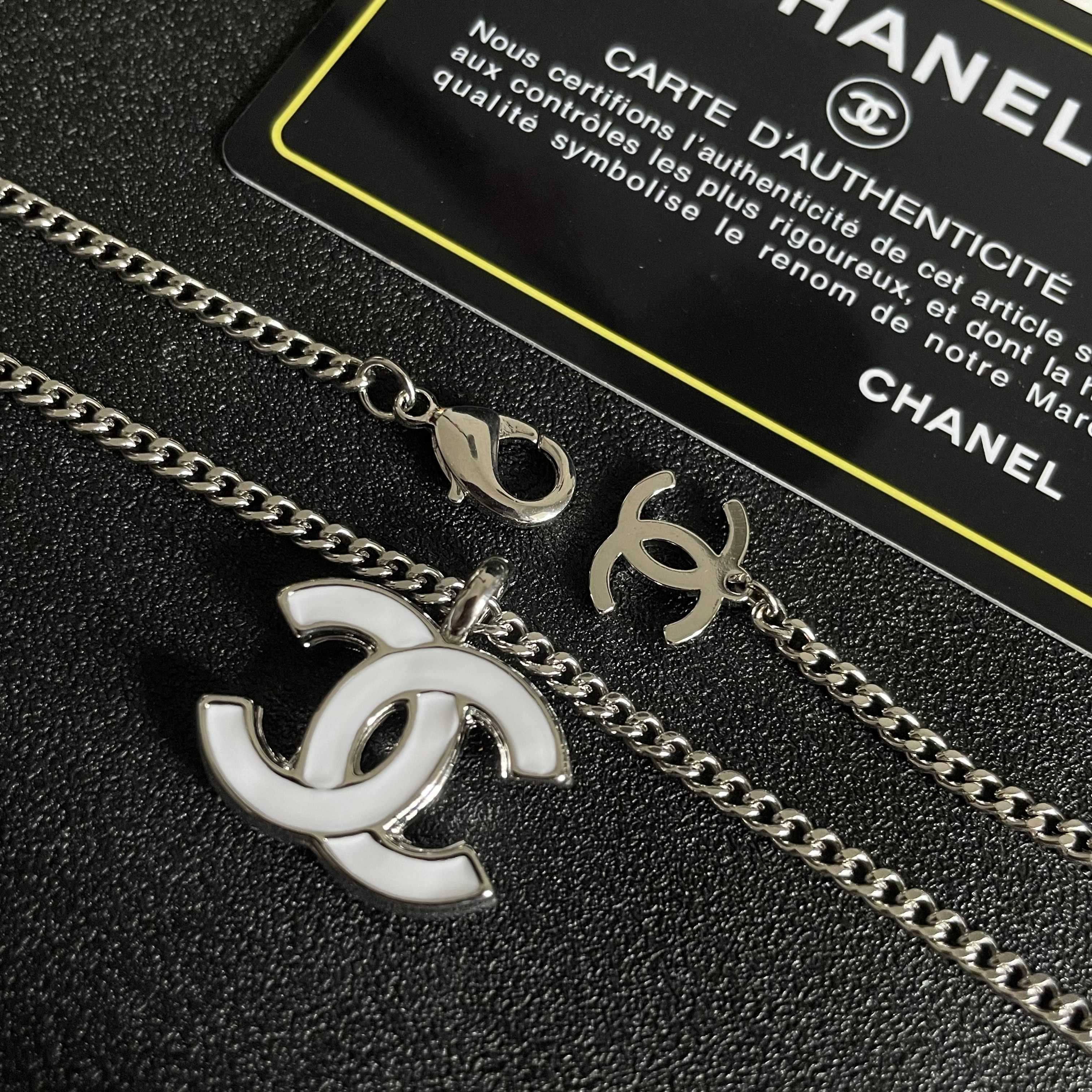 Elegant Silver CC Logo Enamel Pendant Necklace for Women