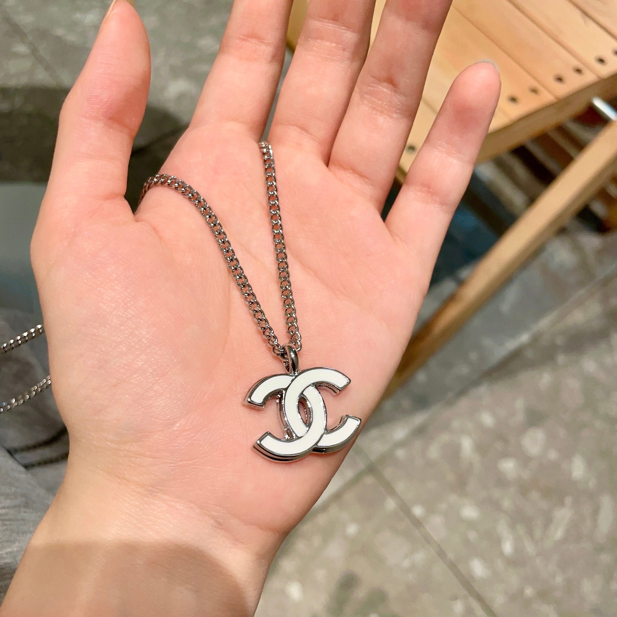 Elegant Silver CC Logo Enamel Pendant Necklace for Women