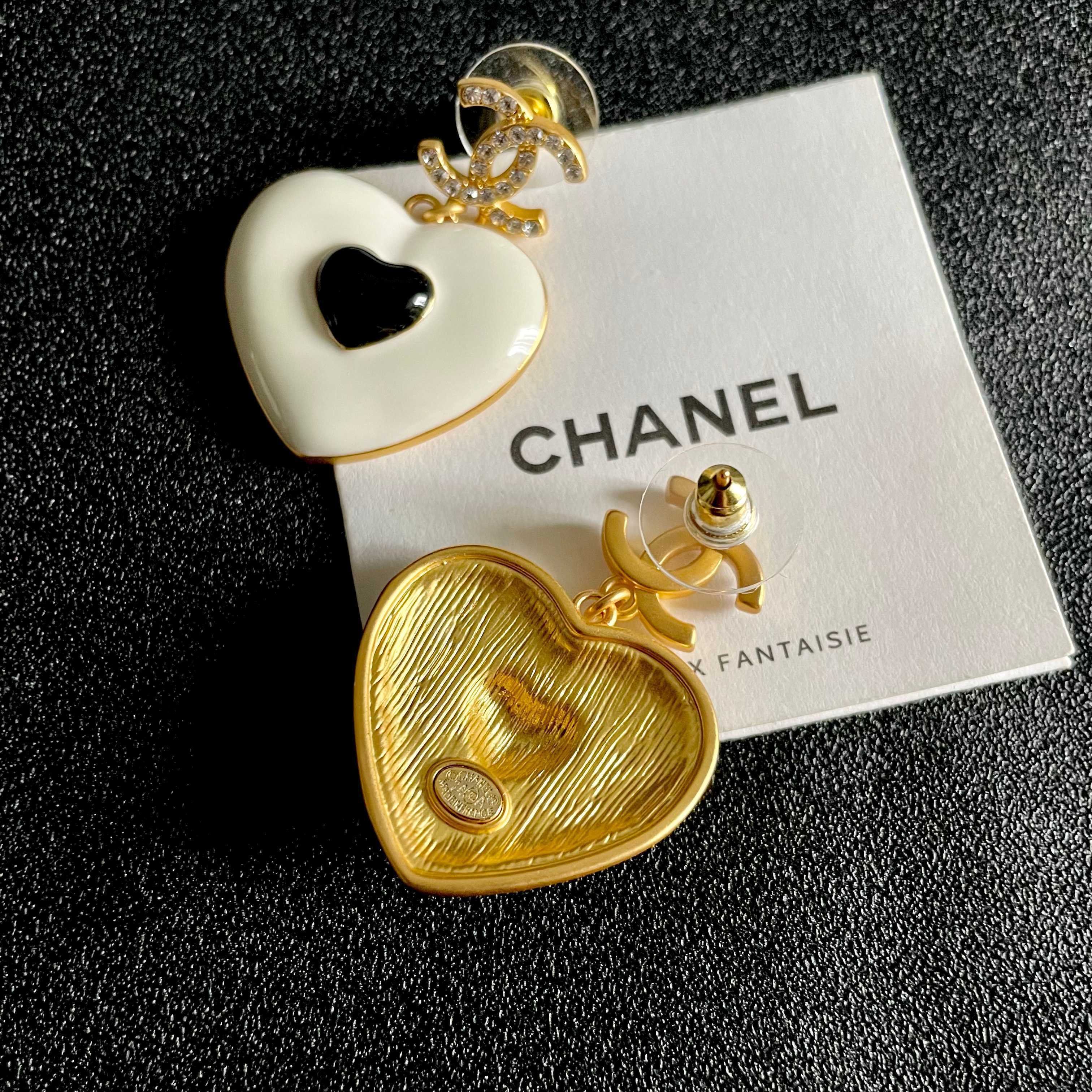 Luxury CC Logo Heart Drop Earrings with Rhinestones - Elegant Jewelry