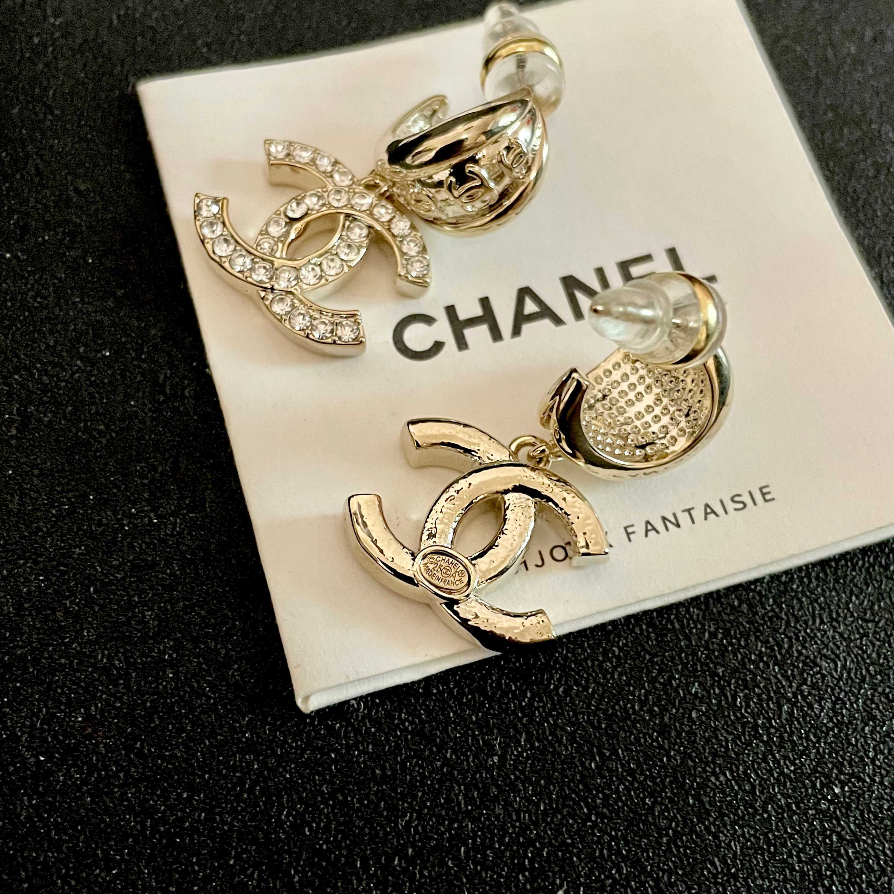 Sparkling Crystal CC Logo Drop Earrings - Elegant Silver Finish