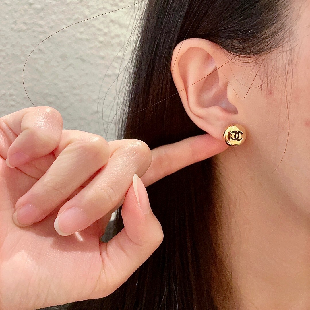 Luxury CC Logo Stud Earrings - Elegant Minimalist Jewelry
