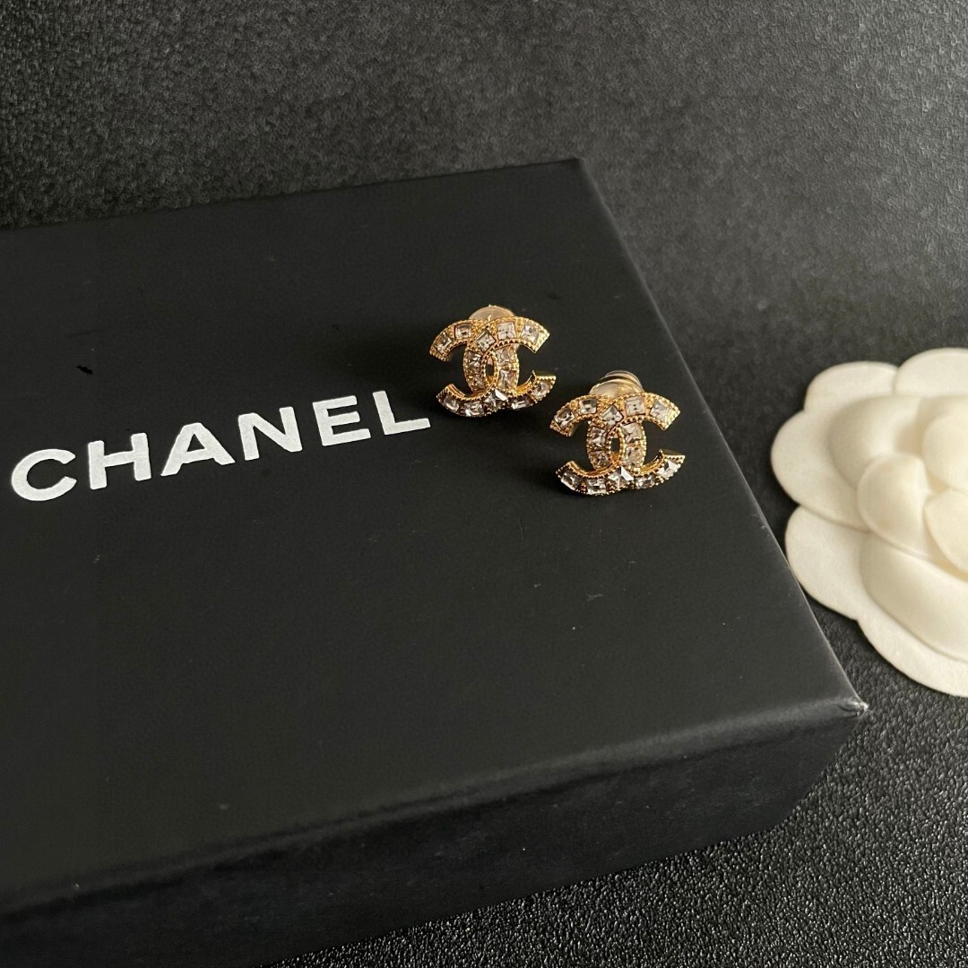 Luxury Gold-Tone Interlocking CC Crystal Stud Earrings for Women