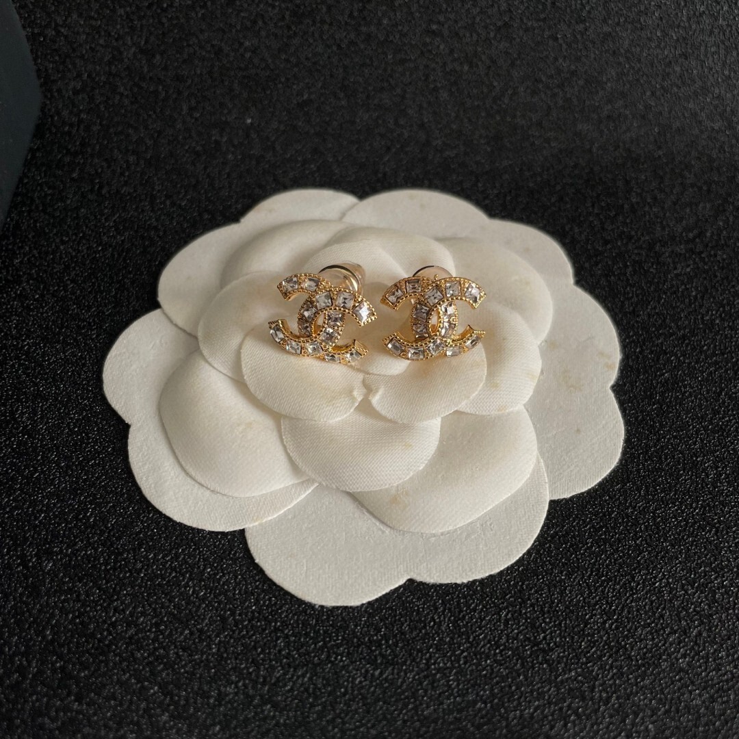 Luxury Gold-Tone Interlocking CC Crystal Stud Earrings for Women