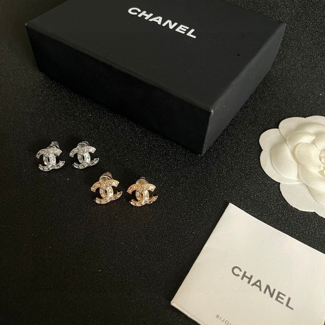 Luxury Gold-Tone Interlocking CC Crystal Stud Earrings for Women