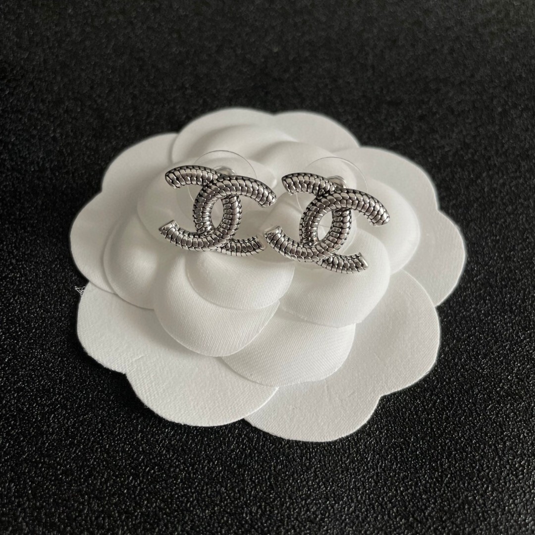 Elegant Silver Double C Logo Stud Earrings - Textured Luxury Studs