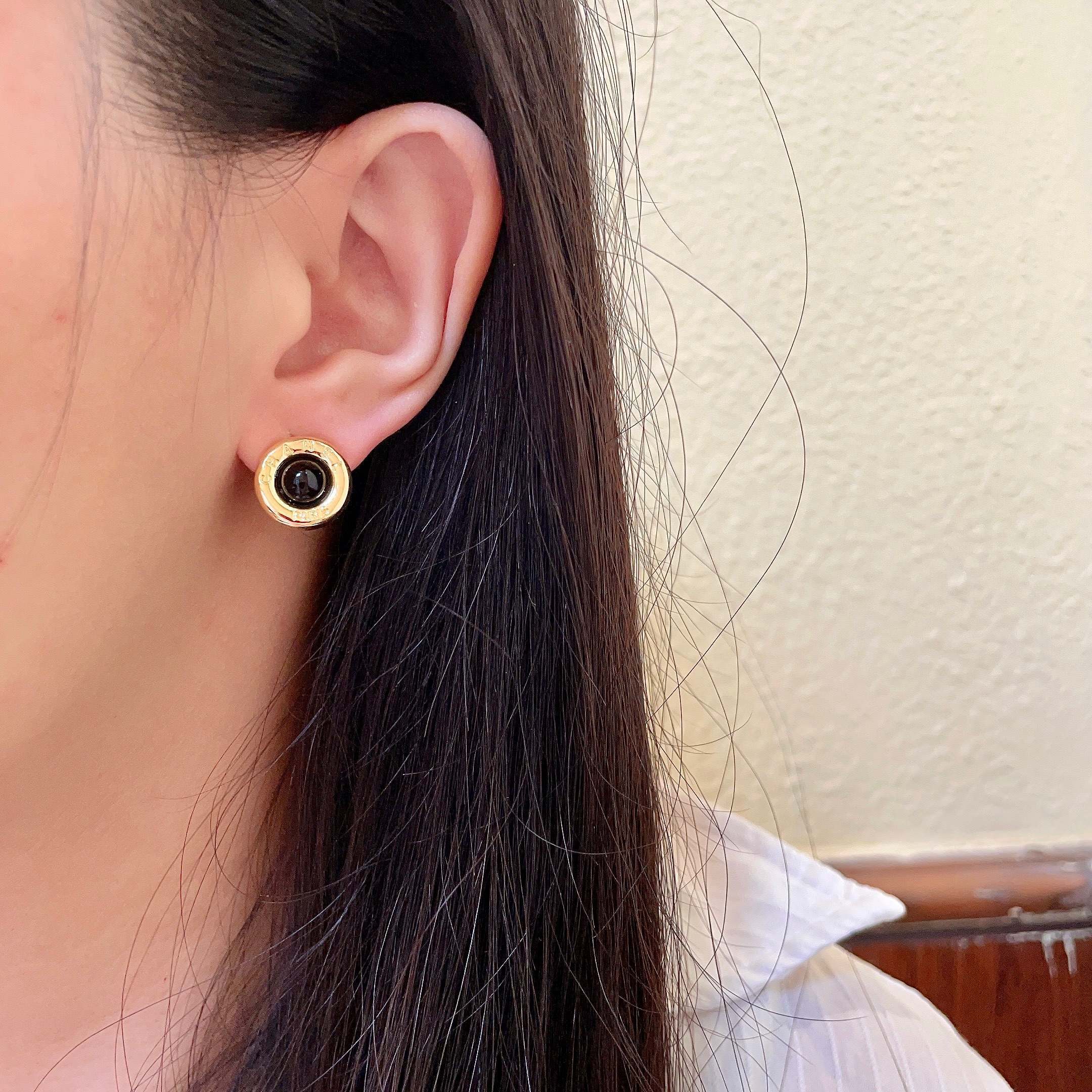 Vintage Paris Style Gold Stud Earrings with Black Onyx Inlay