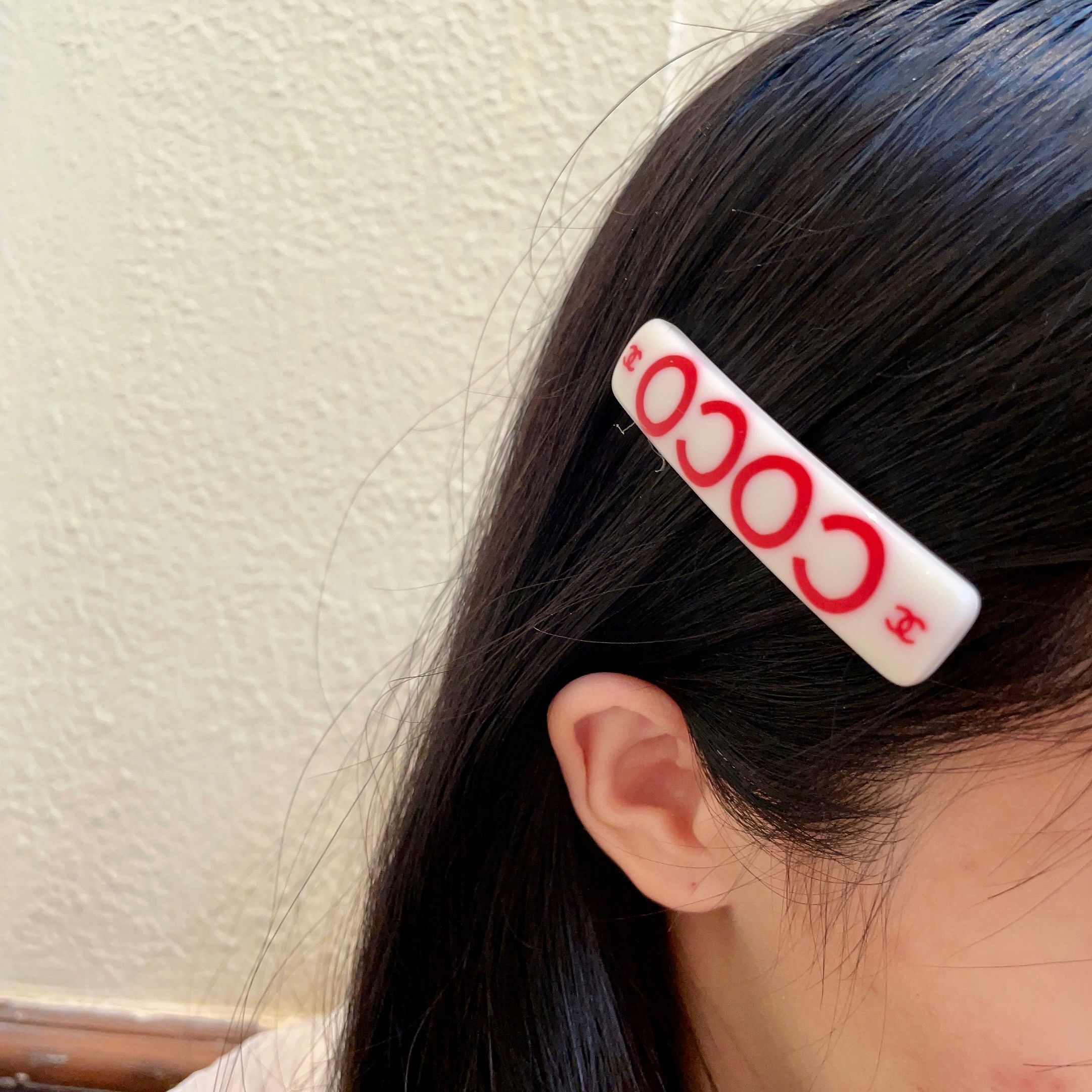 Chic COCO Designer Style White & Red Hair Clip Barrette