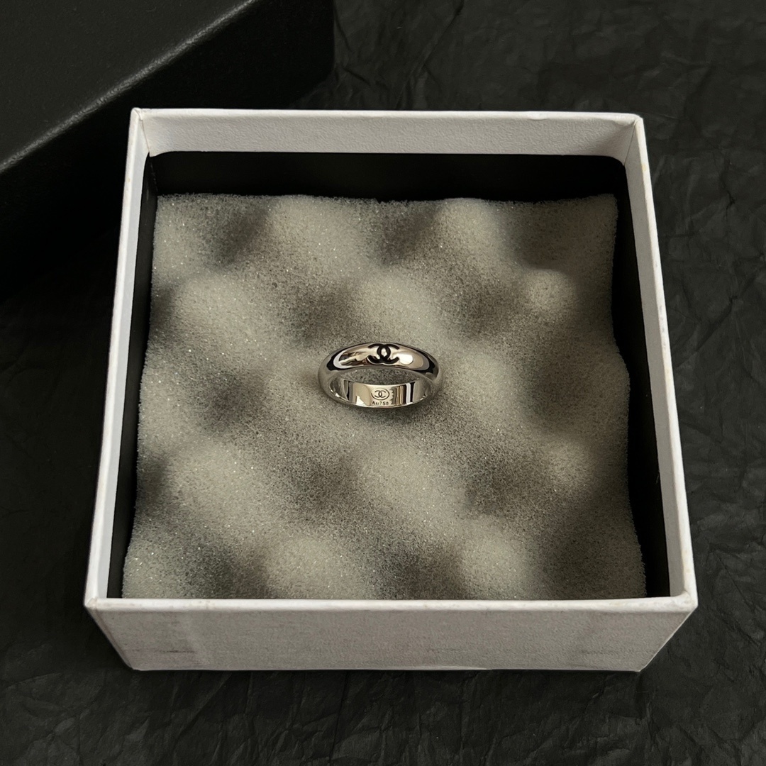 Minimalist S925 Sterling Silver Wavy Ring & Designer Logo Band Set