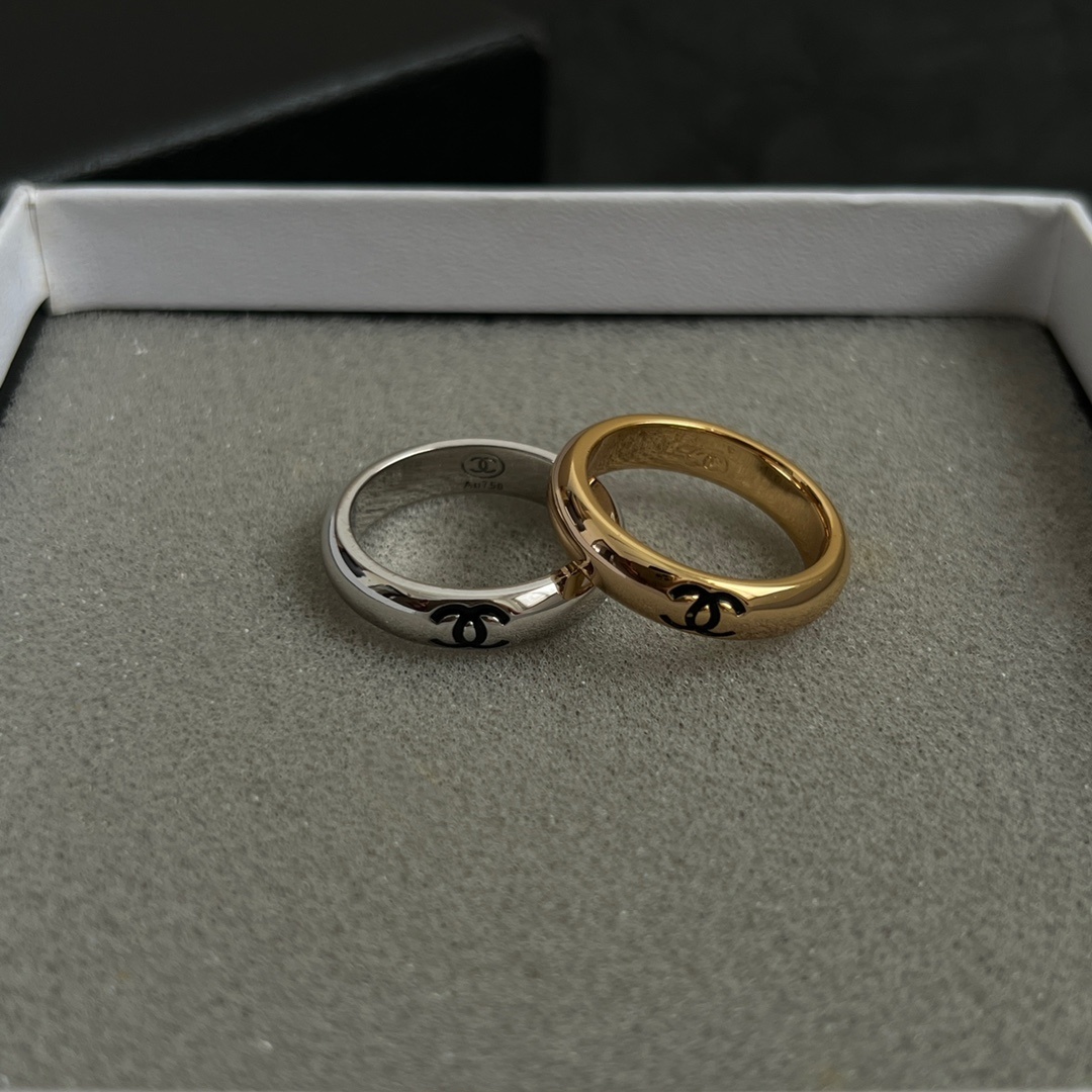 Luxury CC Logo Band Ring - Elegant Gold & Silver Jewelry for Her