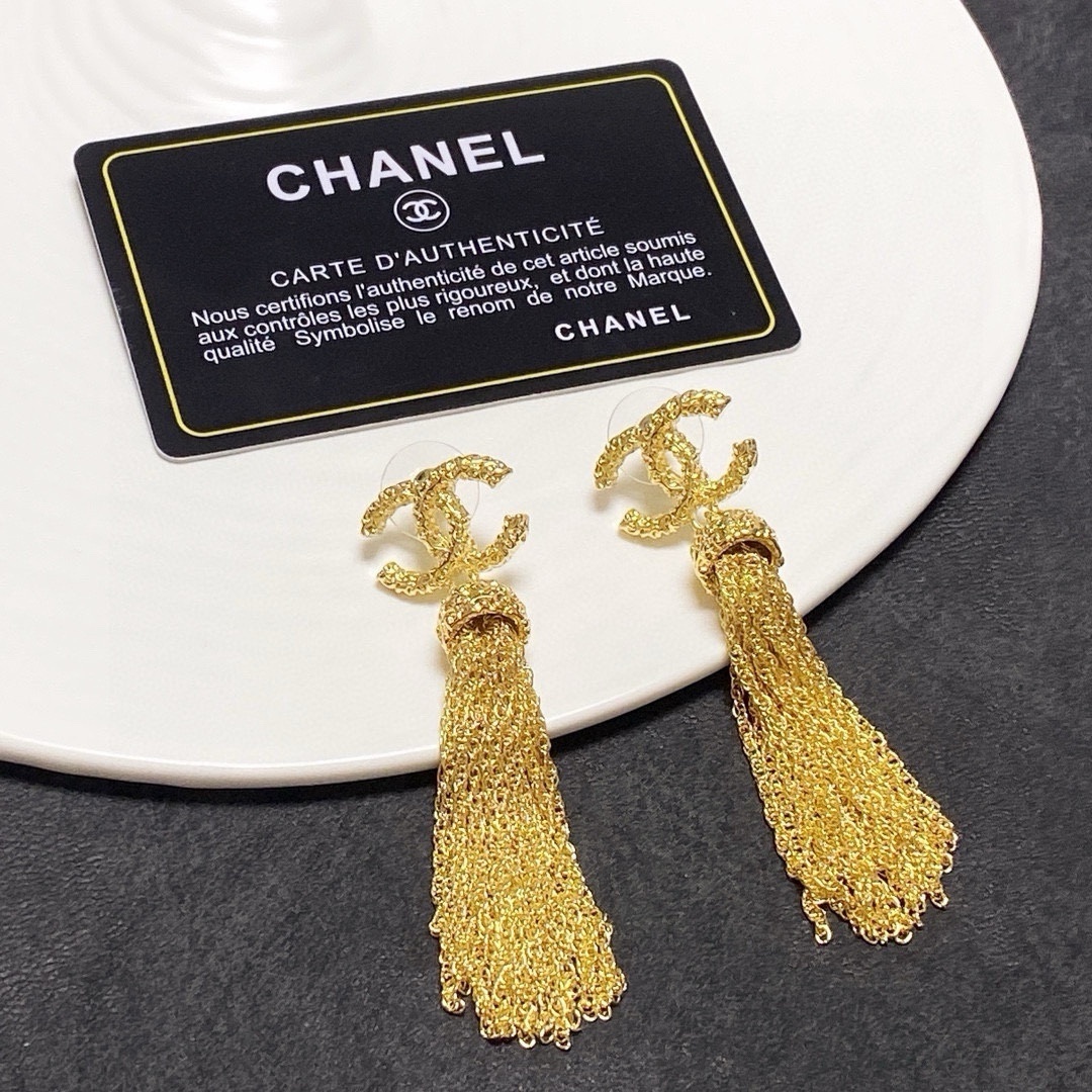 Vintage Gold CC Logo Long Tassel Earrings - Elegant Statement Jewelry