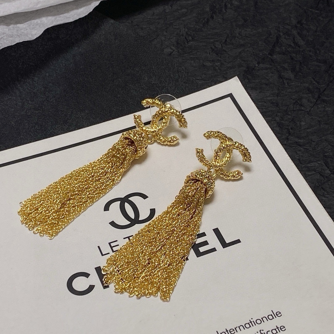 Vintage Gold CC Logo Long Tassel Earrings - Elegant Statement Jewelry