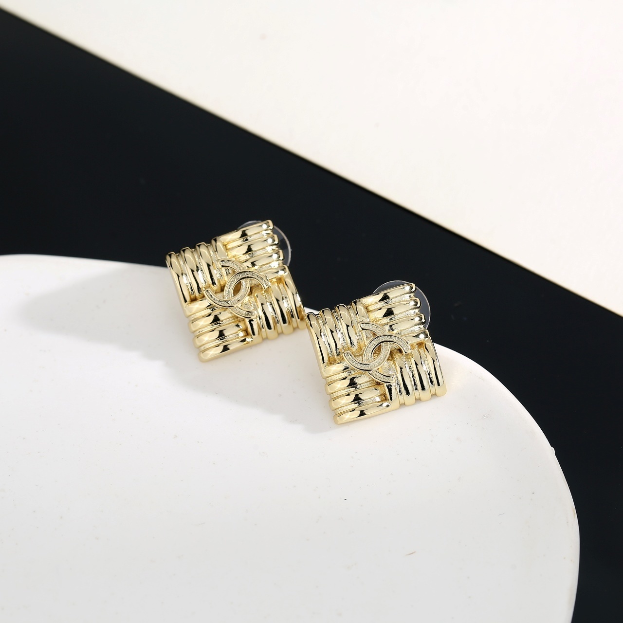 Luxury Gold-Plated Textured Square CC Stud Earrings – Elegant Gift