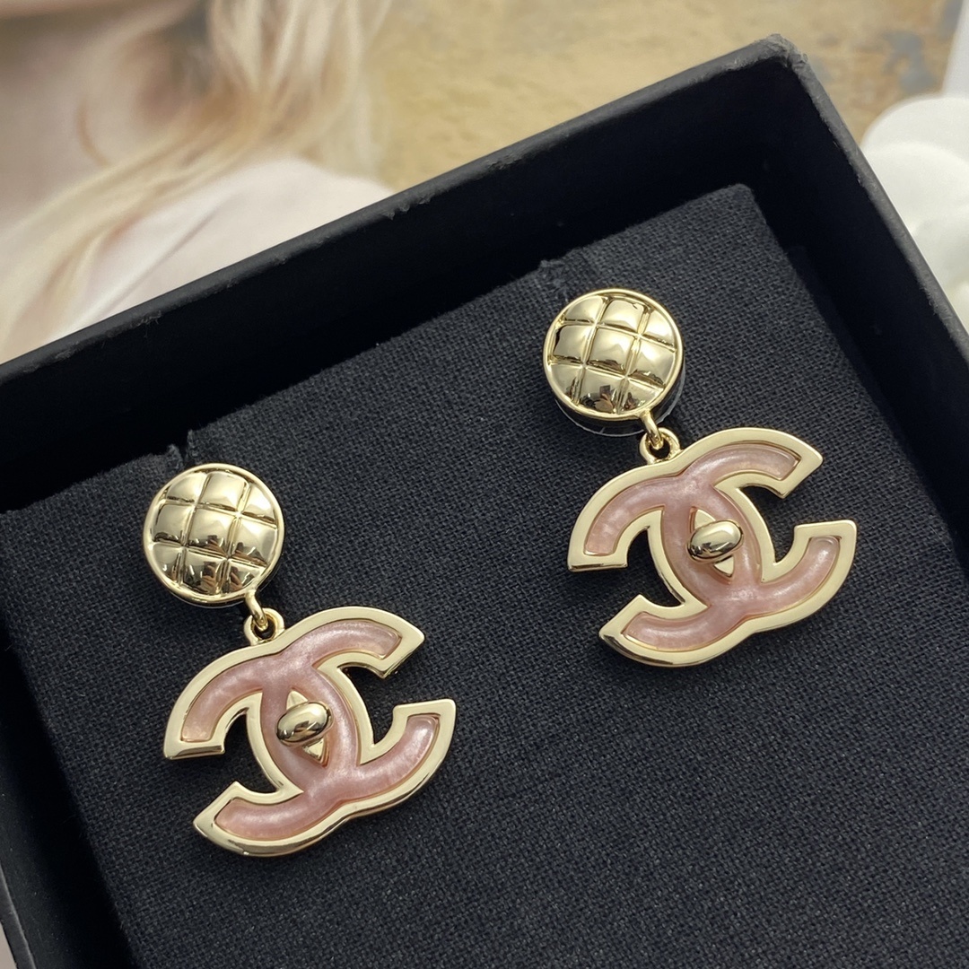 Luxury Gold Tone CC Logo Drop Earrings with Pink Enamel Inlay