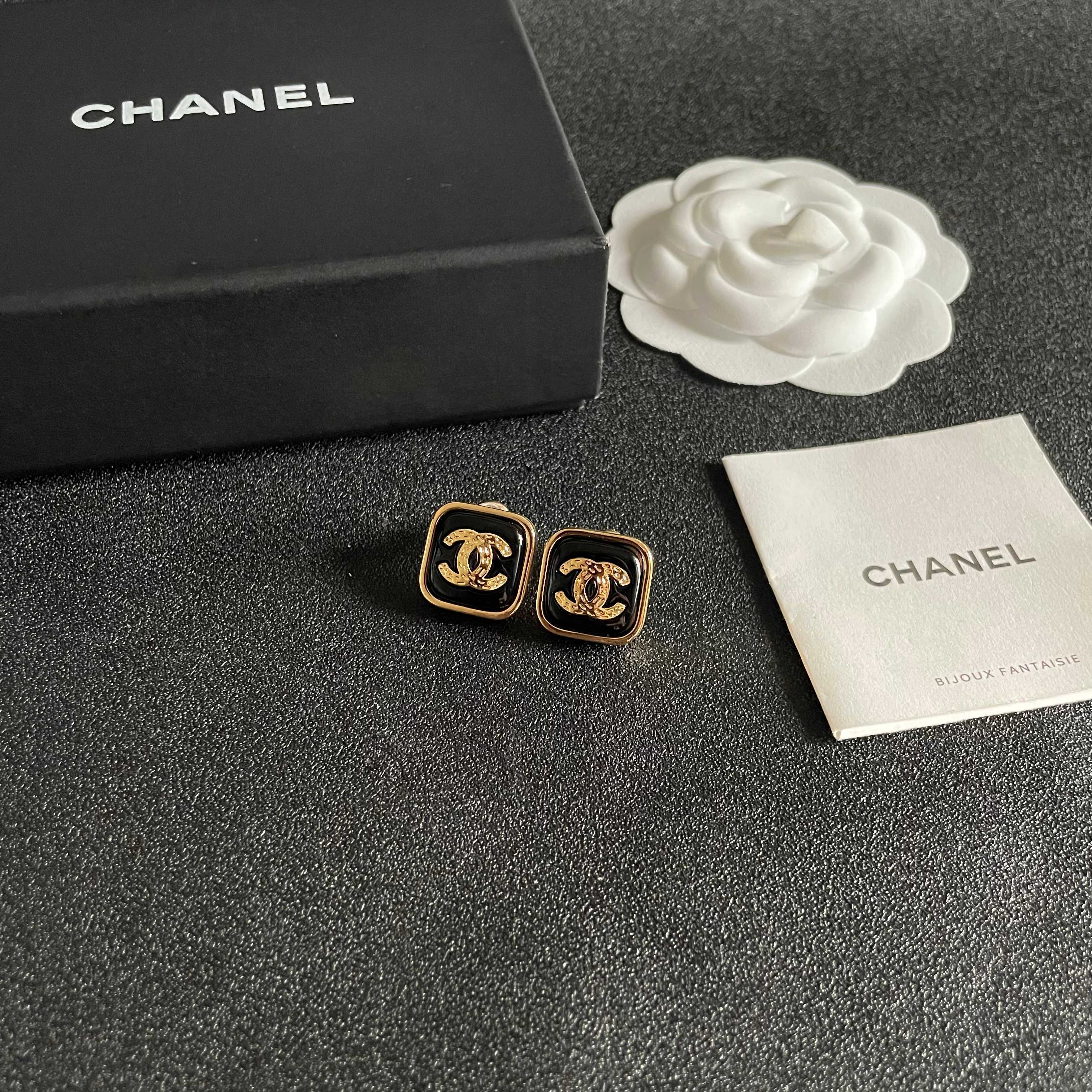 Luxury Black Enamel Square Stud Earrings with Gold CC Logo