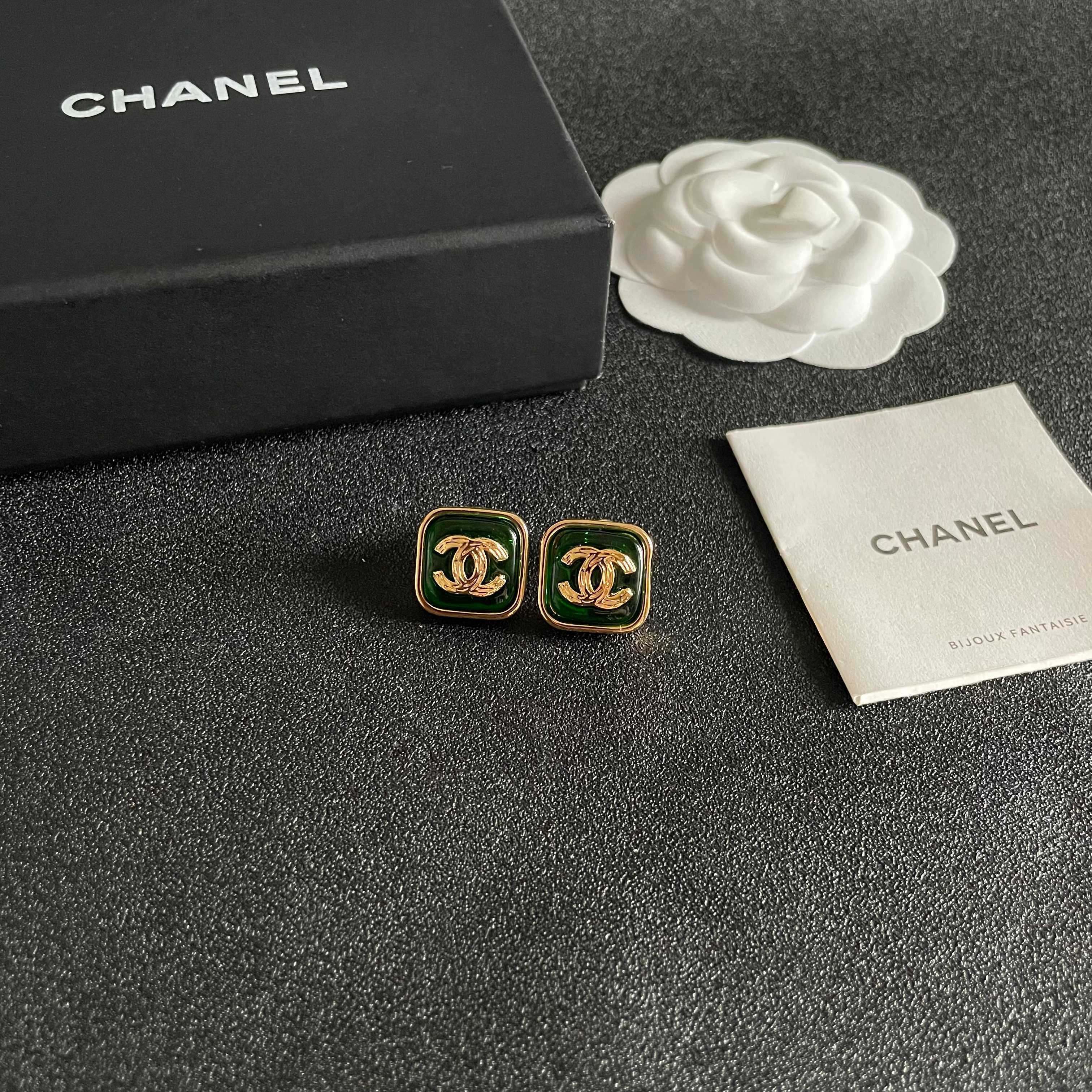 Vintage Emerald Green Square Stud Earrings Gold Plated CC Design