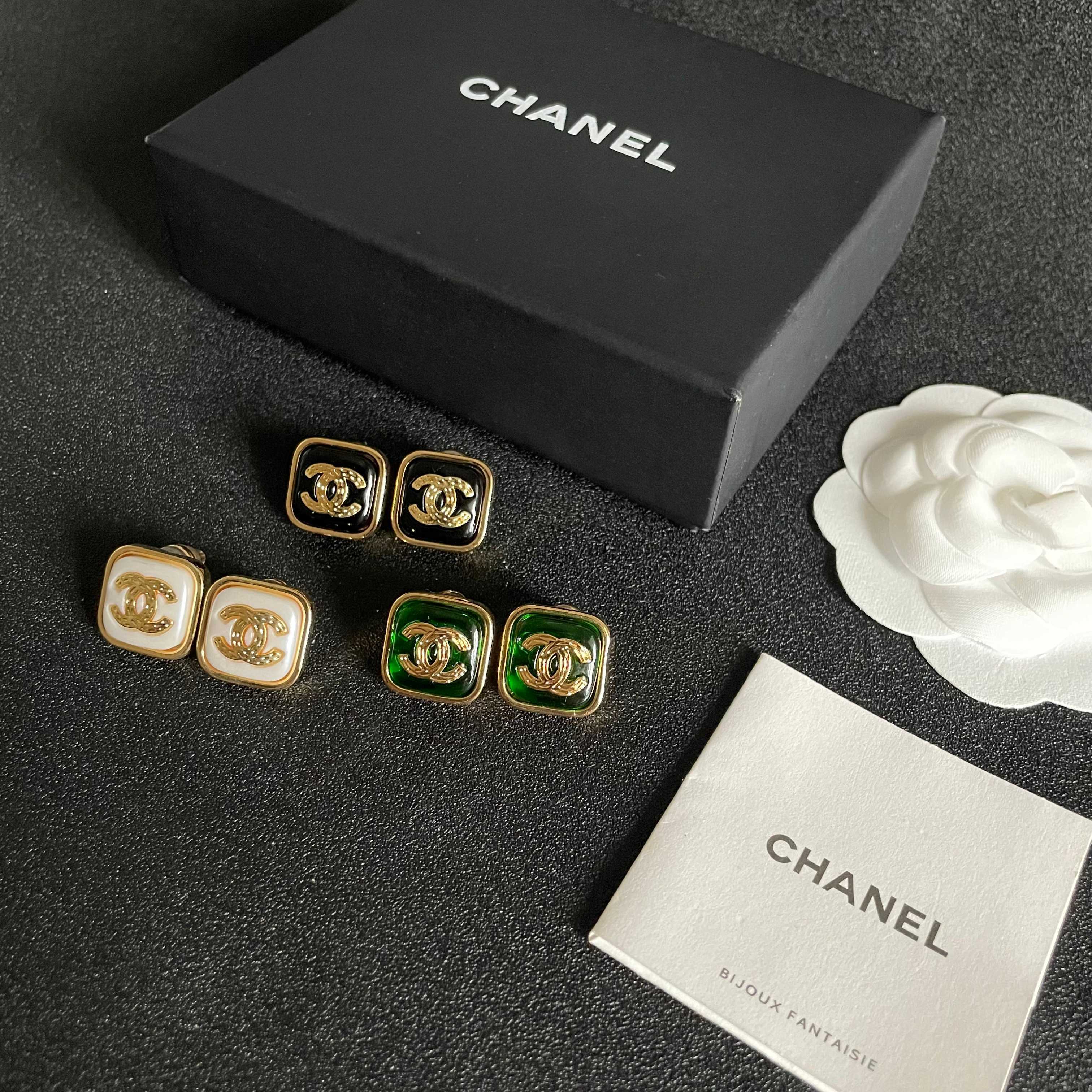 Vintage Emerald Green Square Stud Earrings Gold Plated CC Design