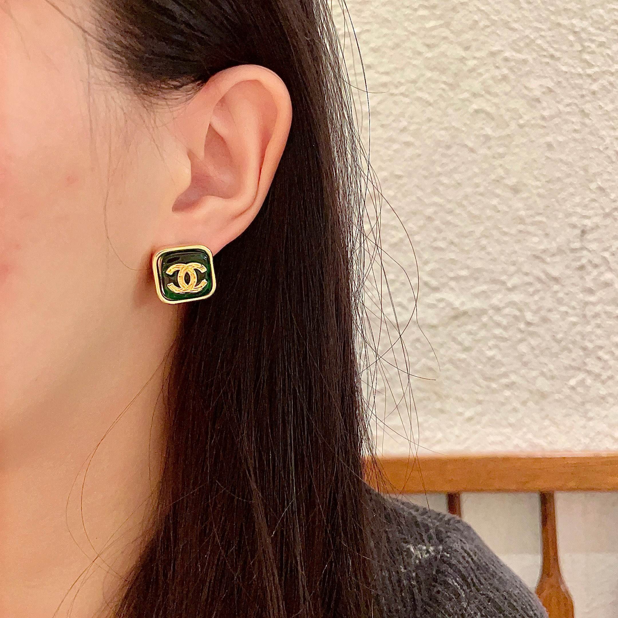 Vintage Emerald Green Square Stud Earrings Gold Plated CC Design
