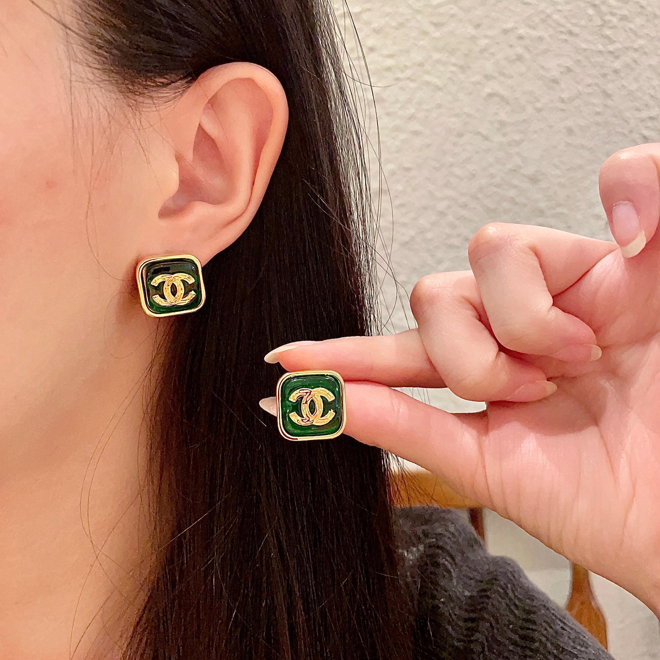 Vintage Emerald Green Square Stud Earrings Gold Plated CC Design
