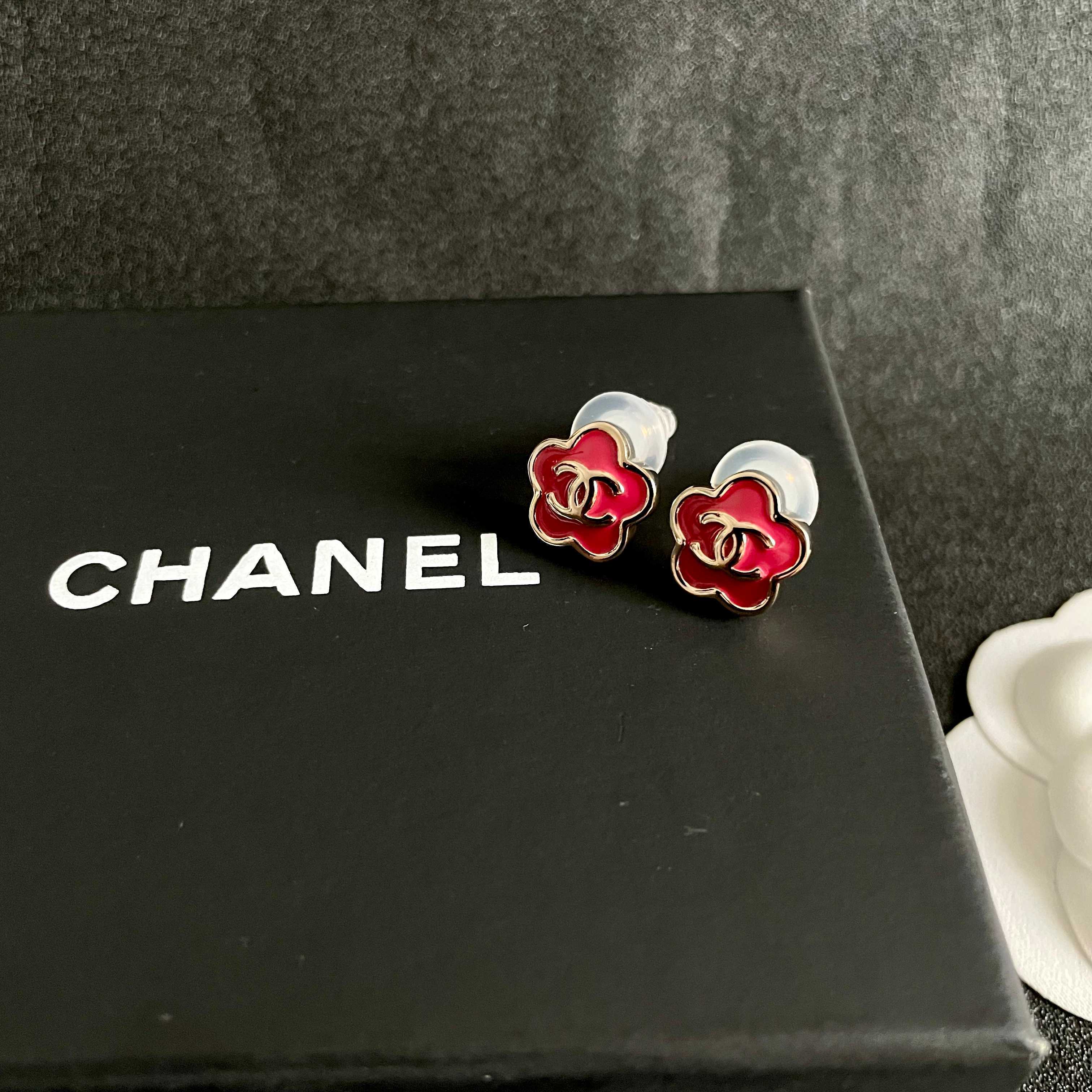 Elegant Red Camellia Flower Stud Earrings with Gold Logo
