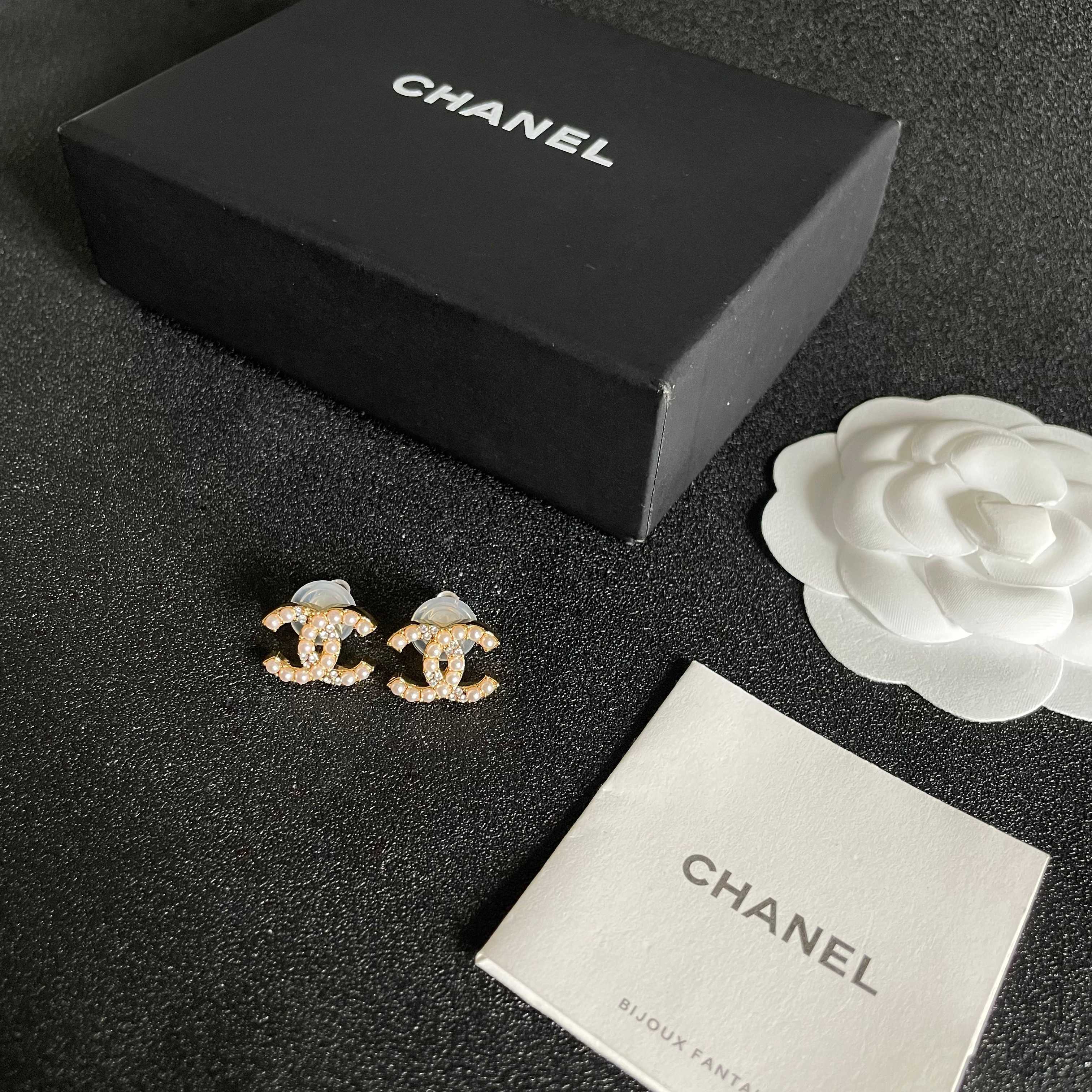 Elegant Gold Double C Pearl Stud Earrings for Women