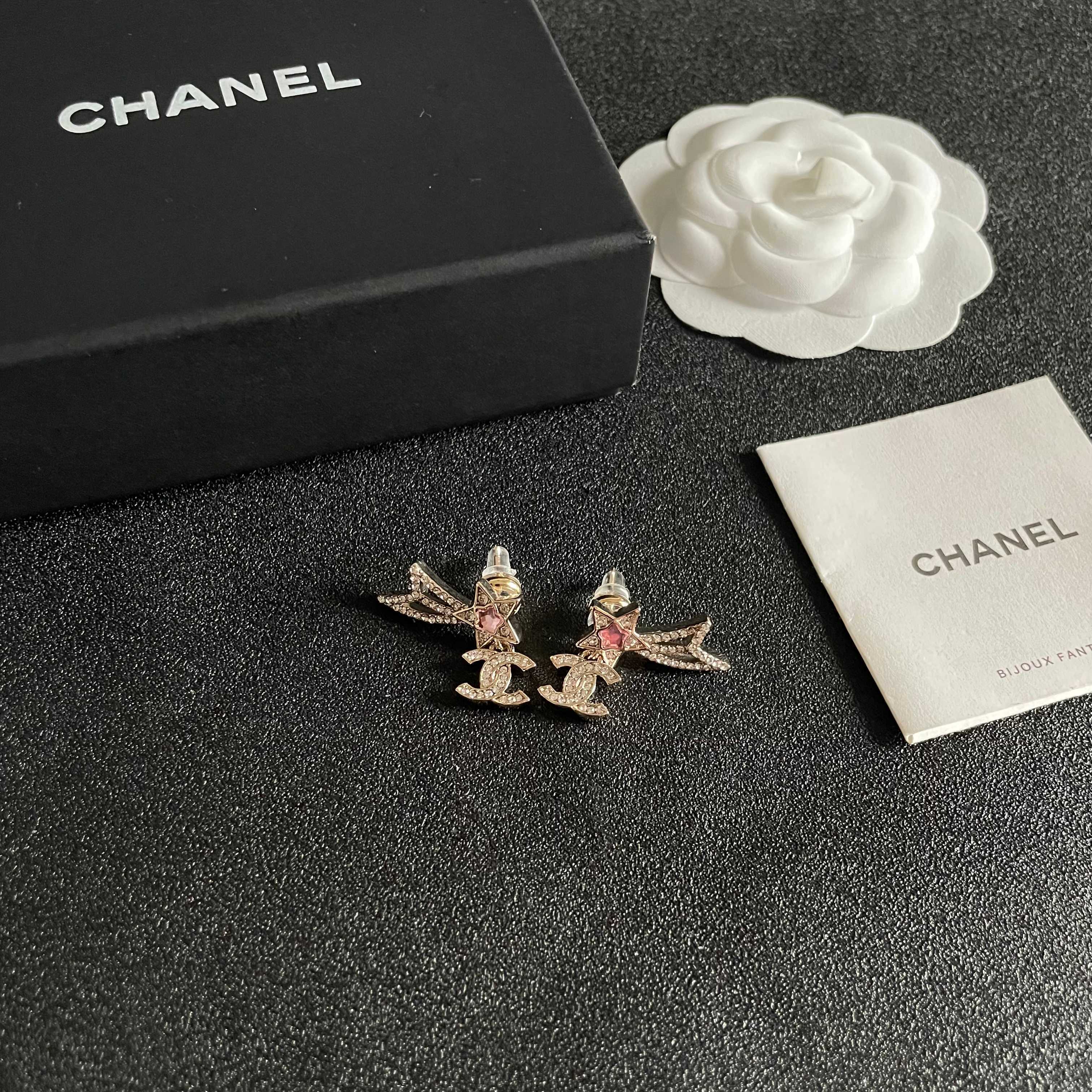 Elegant Gold Shooting Star Studs with Crystal CC Logo & Pink Gem