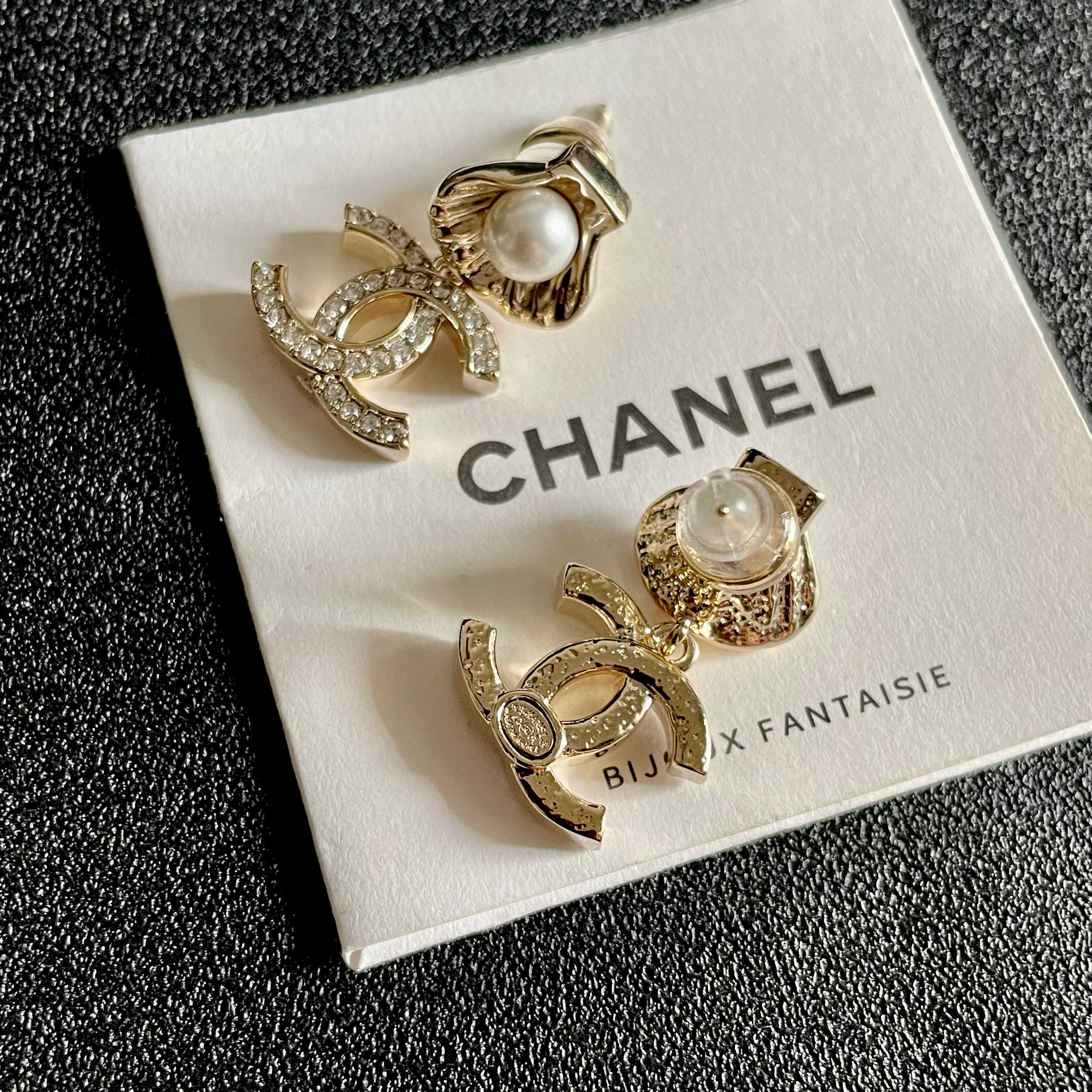 Luxury Gold Shell Pearl CC Dangle Earrings with Crystals