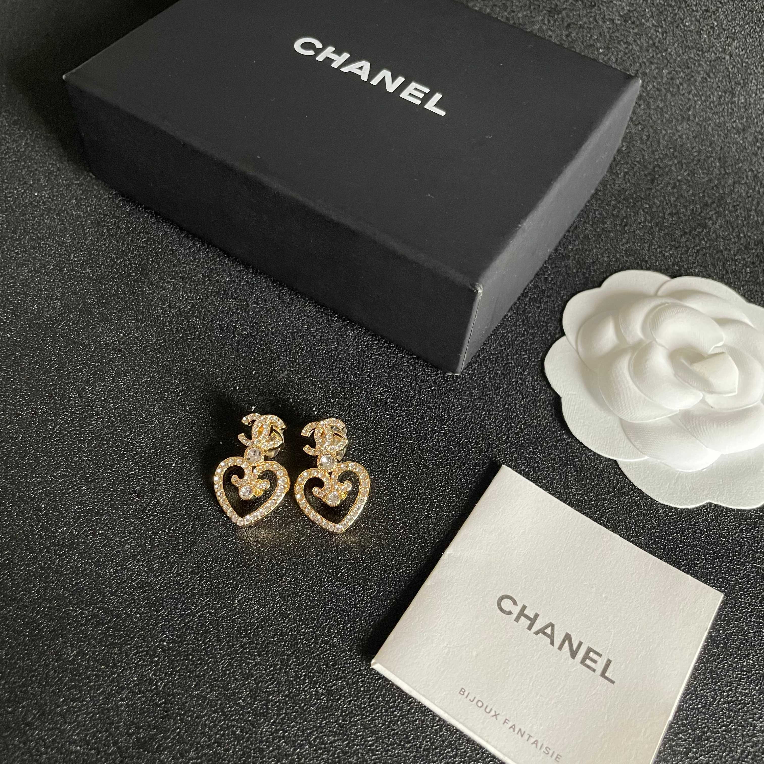 Luxury Gold Heart & CC Logo Crystal Stud Earrings for Women