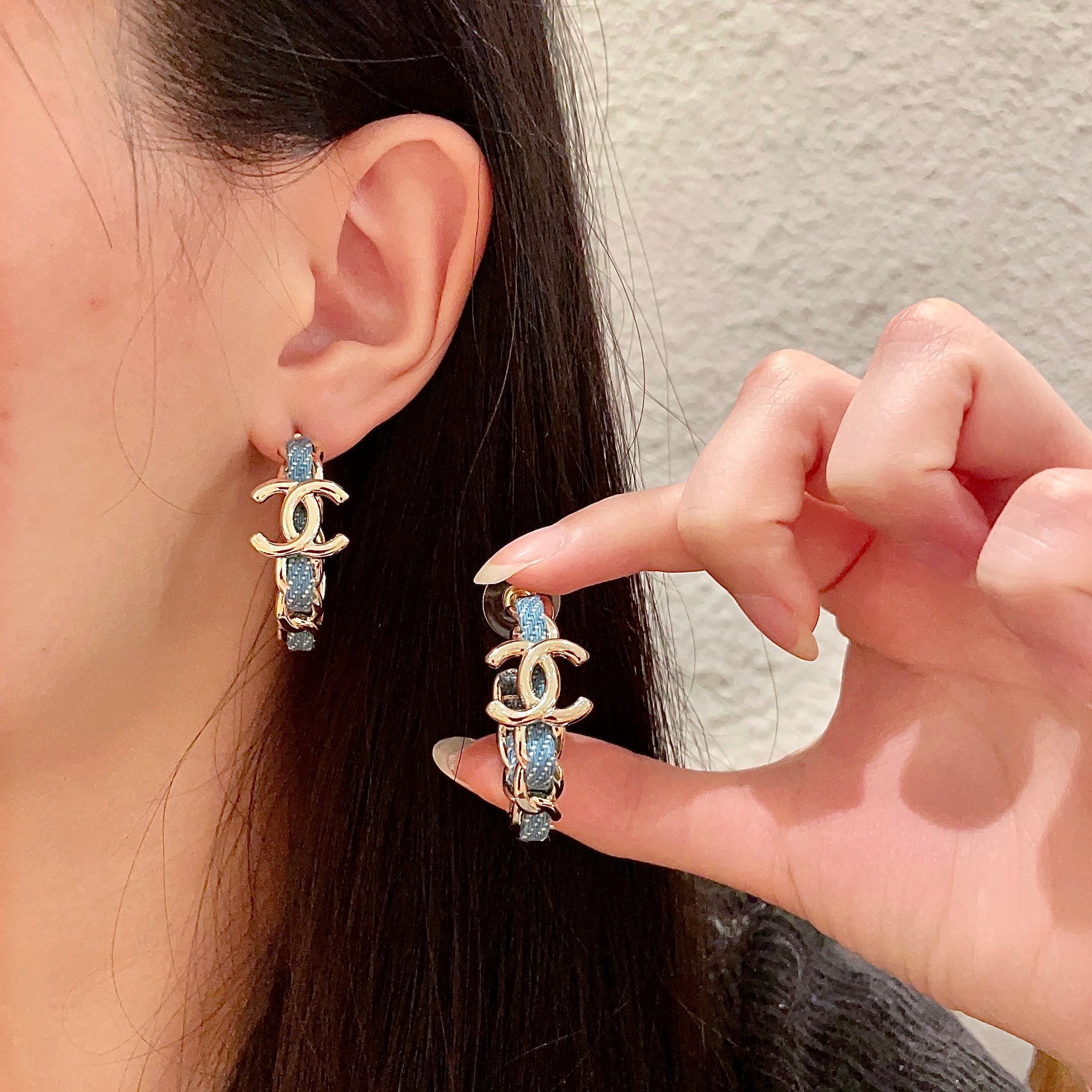 Luxury CC Denim Gold Chain Hoop Earrings for Women