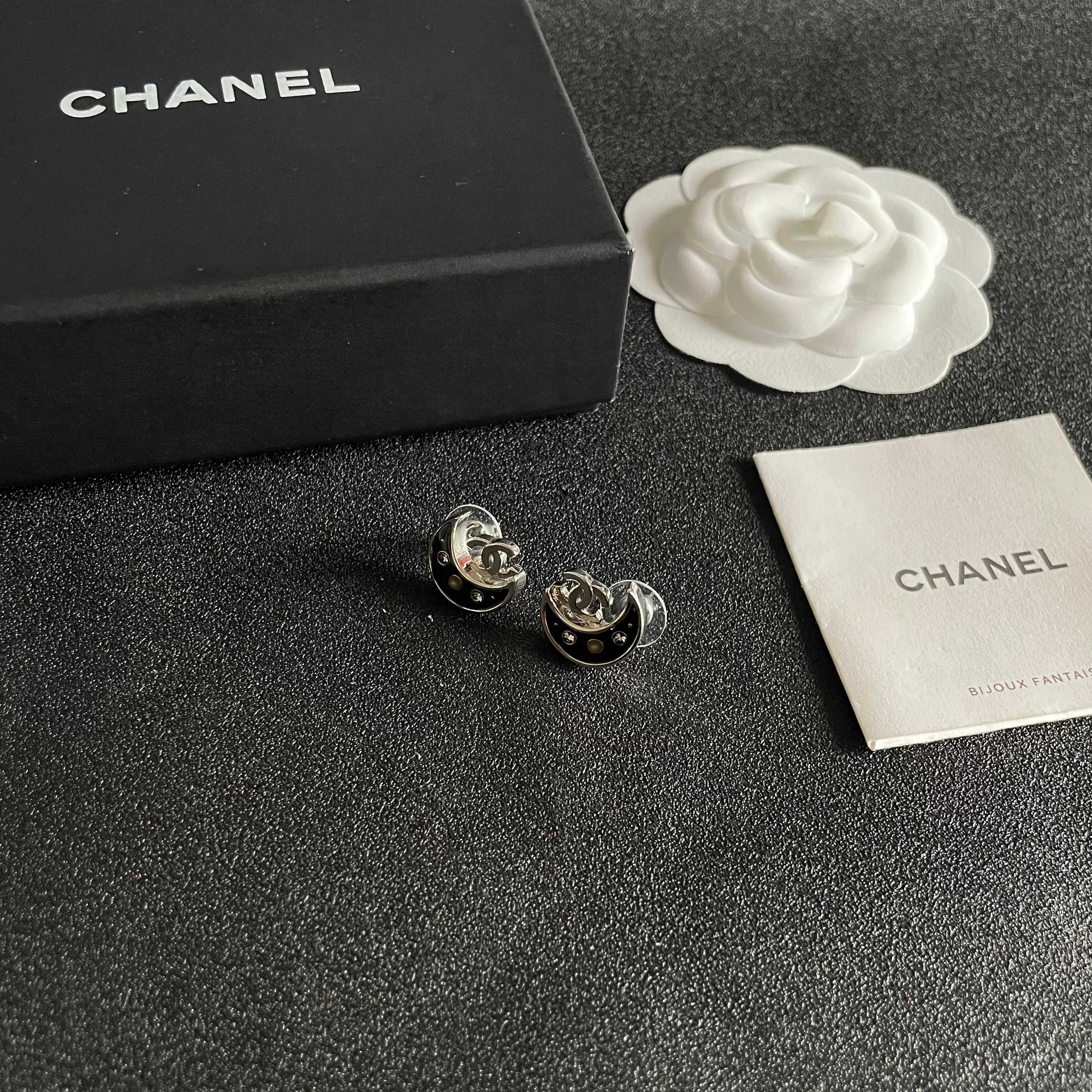 Luxury Black Crescent Moon Stud Earrings with Interlocking Logo