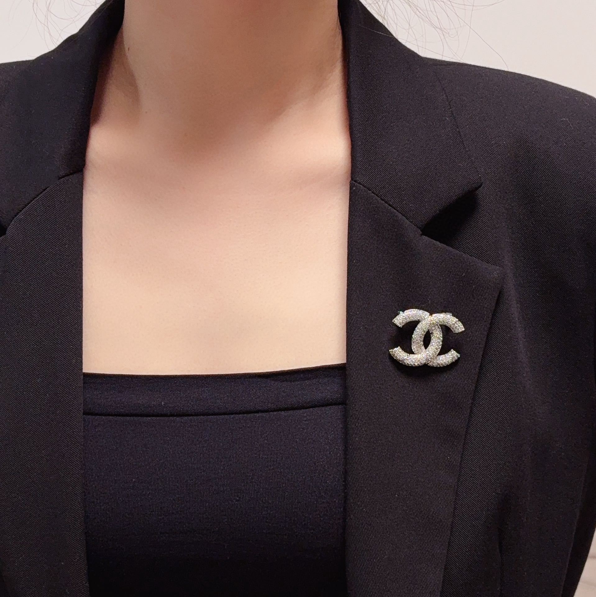 Luxury Chanel Silver-Tone Double C Logo Brooch with Sparkling Crystals