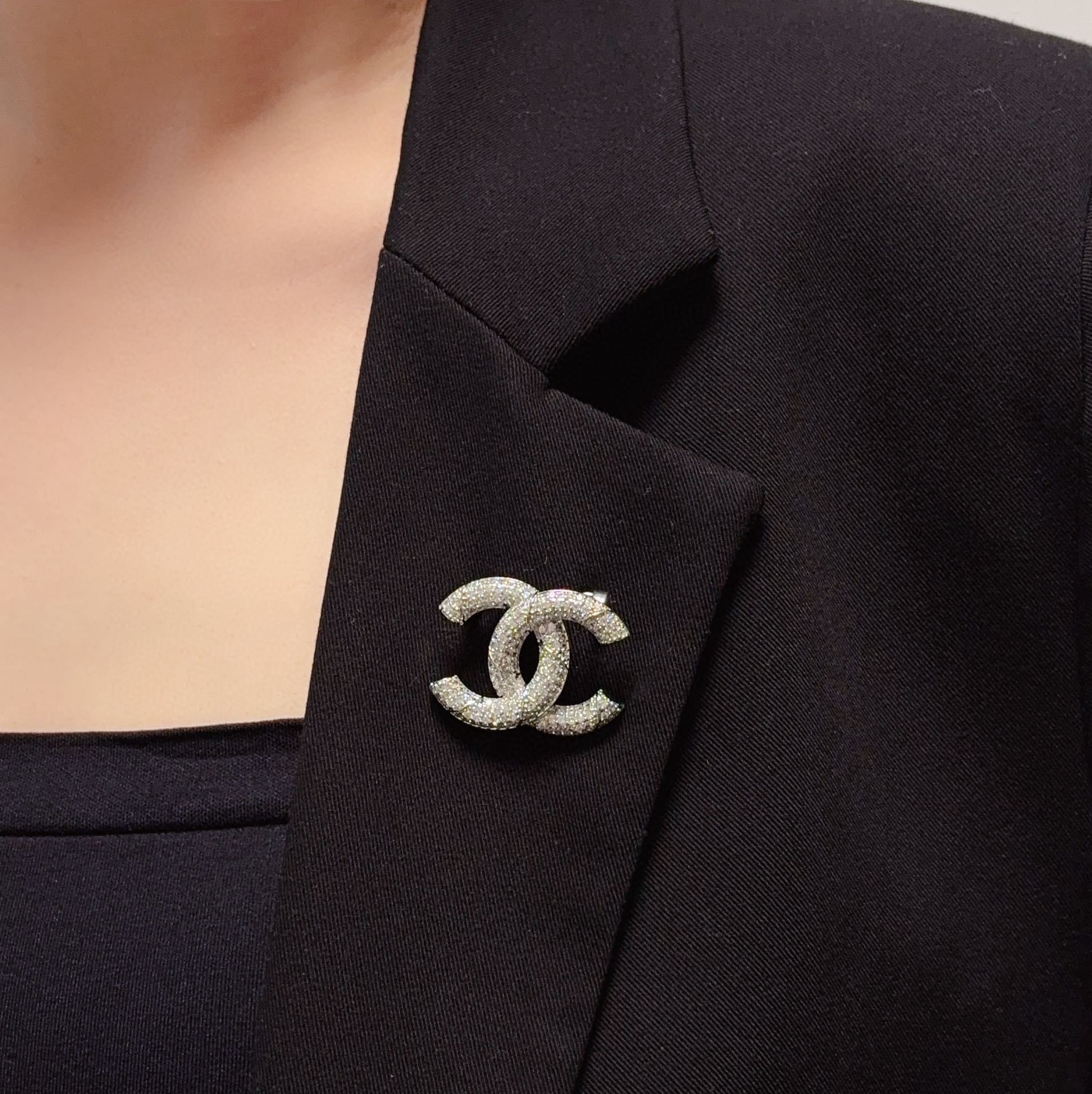 Luxury Chanel Silver-Tone Double C Logo Brooch with Sparkling Crystals