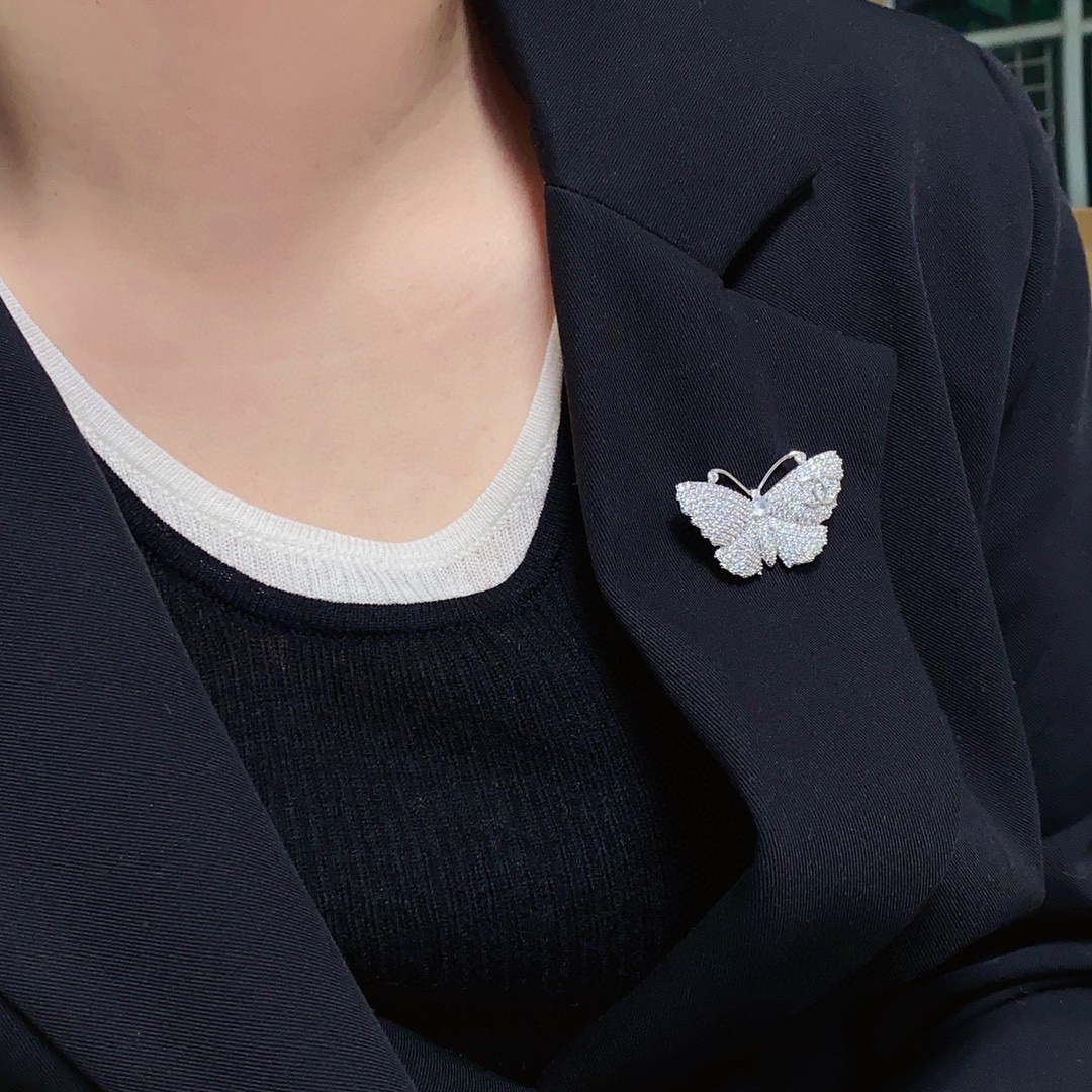 Elegant Crystal Butterfly Brooch - Silver Luxury Lapel Pin for Women
