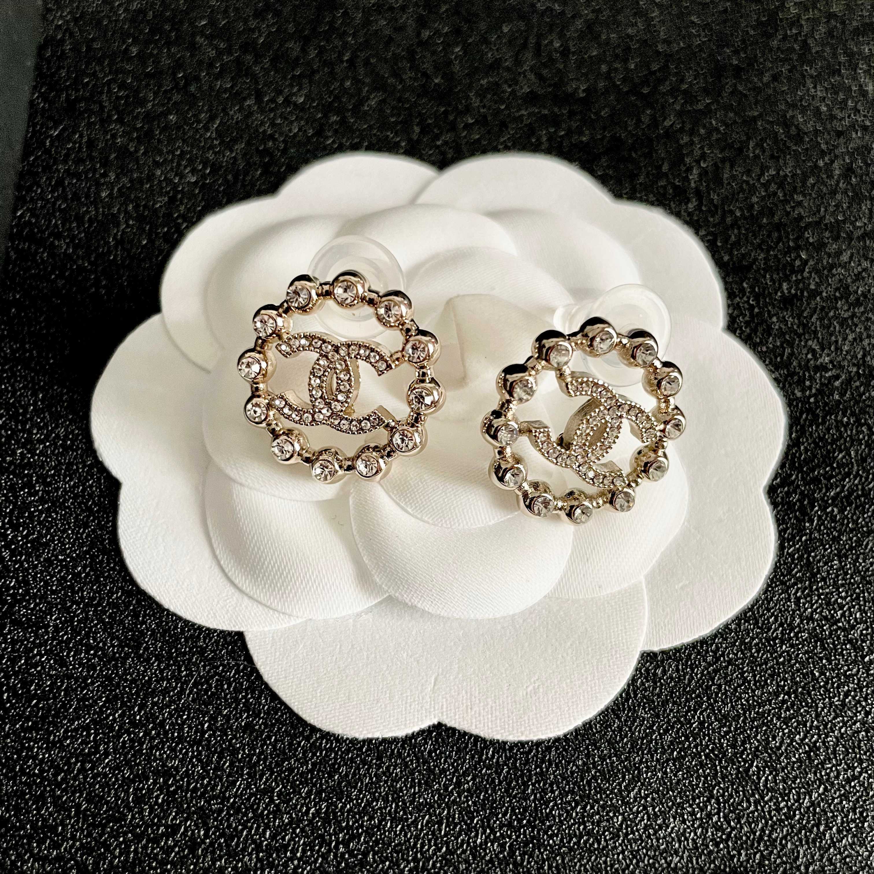 Elegant Crystal Double C Halo Stud Earrings - Luxury Gold Tone