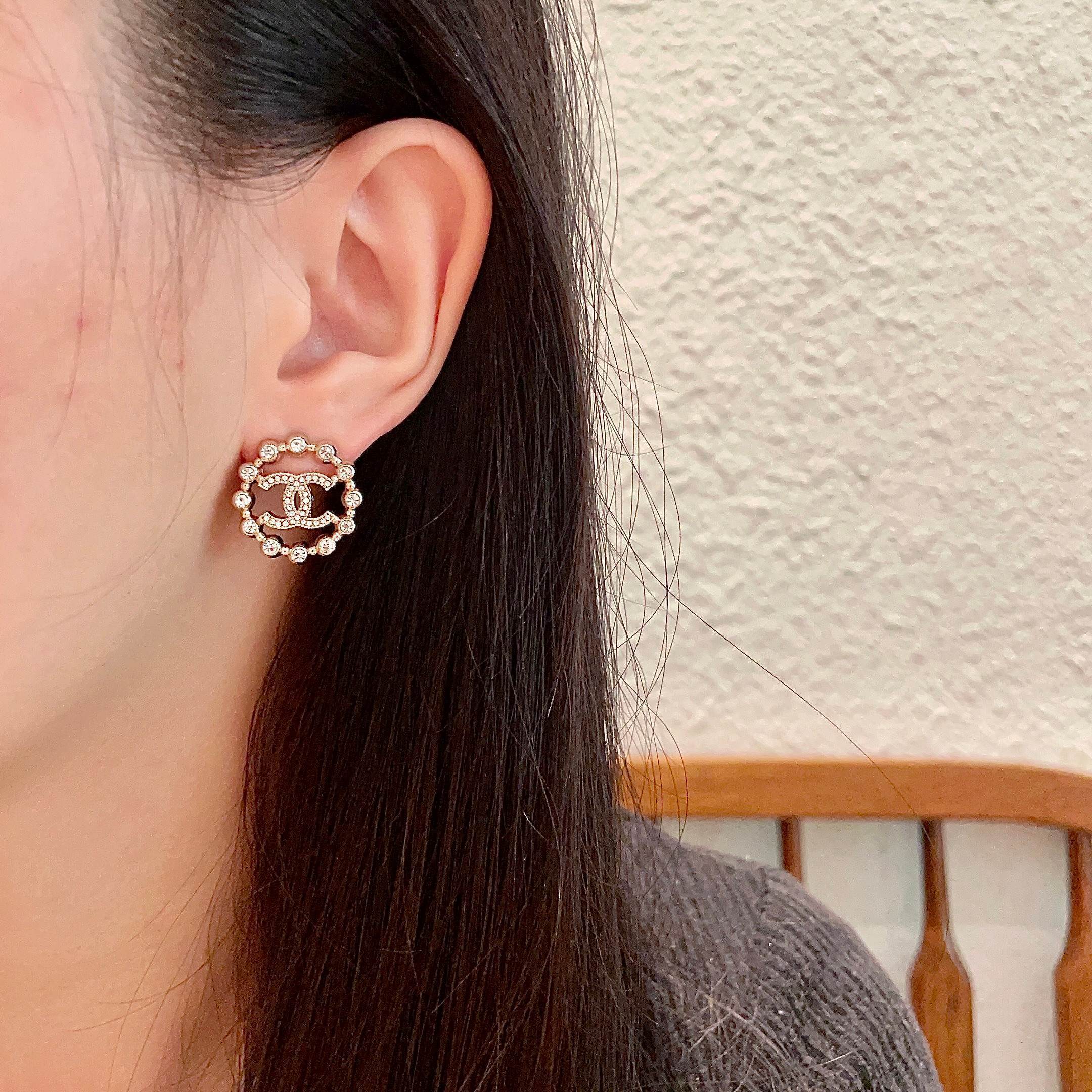 Elegant Crystal Double C Halo Stud Earrings - Luxury Gold Tone