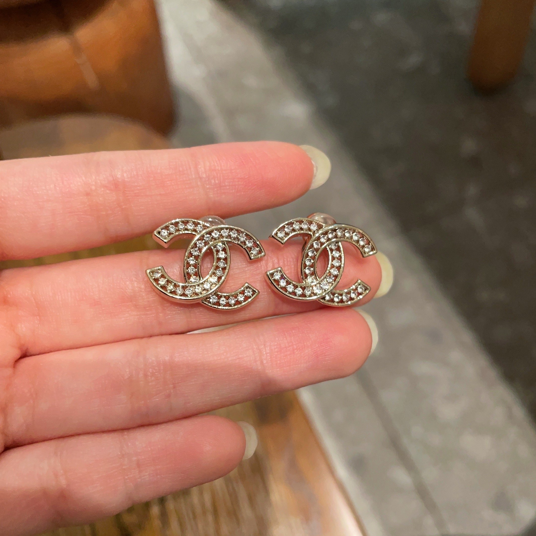 Luxury CC Logo Crystal Stud Earrings - Elegant Gold & Silver