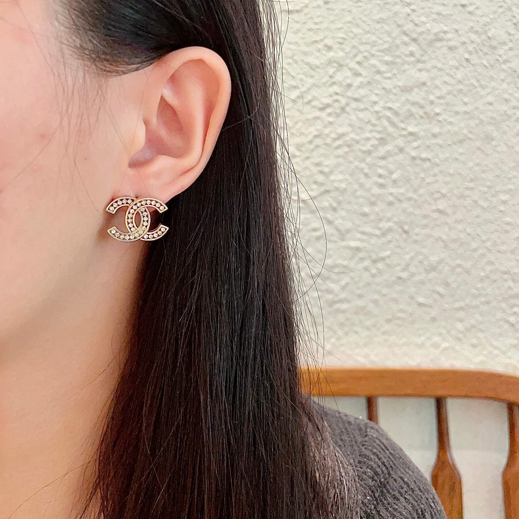 Luxury CC Logo Crystal Stud Earrings - Elegant Gold & Silver