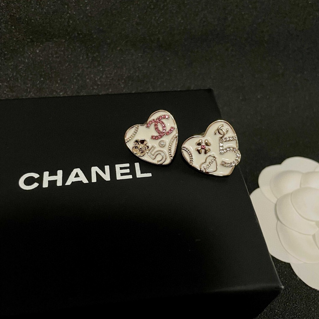 Elegant Heart Enamel Stud Earrings with CC Logo & Camellia