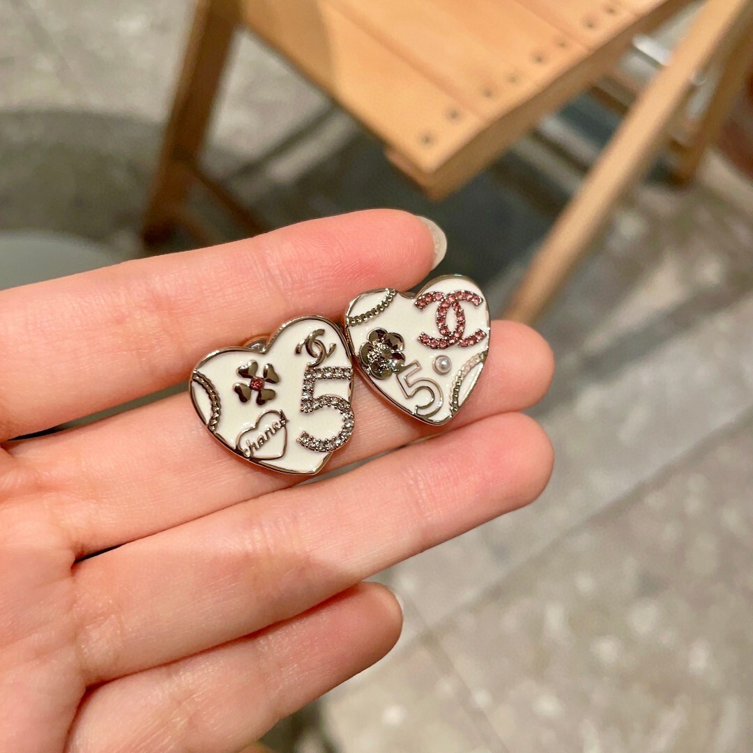 Elegant Heart Enamel Stud Earrings with CC Logo & Camellia