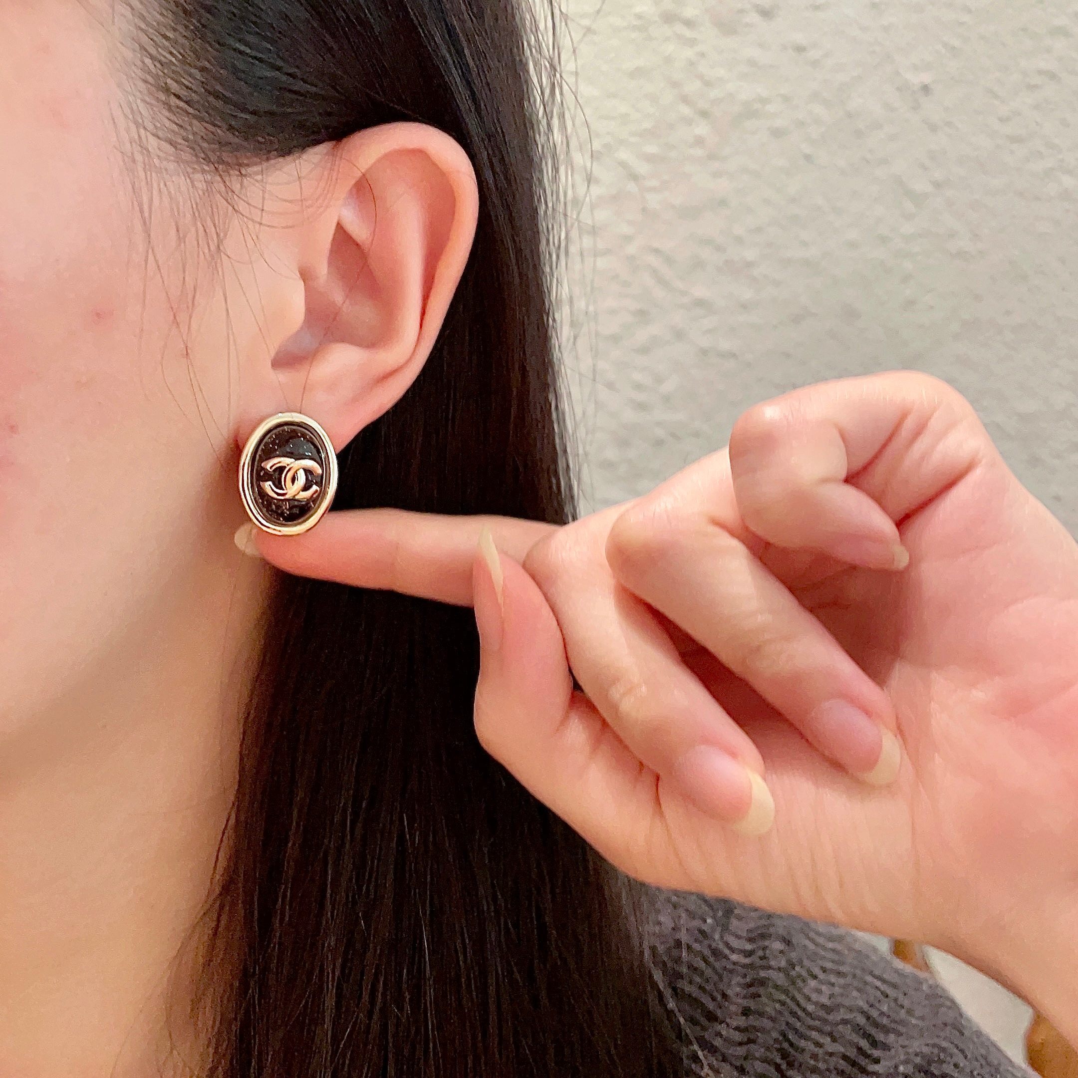 Elegant Black and Gold Oval CC Logo Stud Earrings for Women