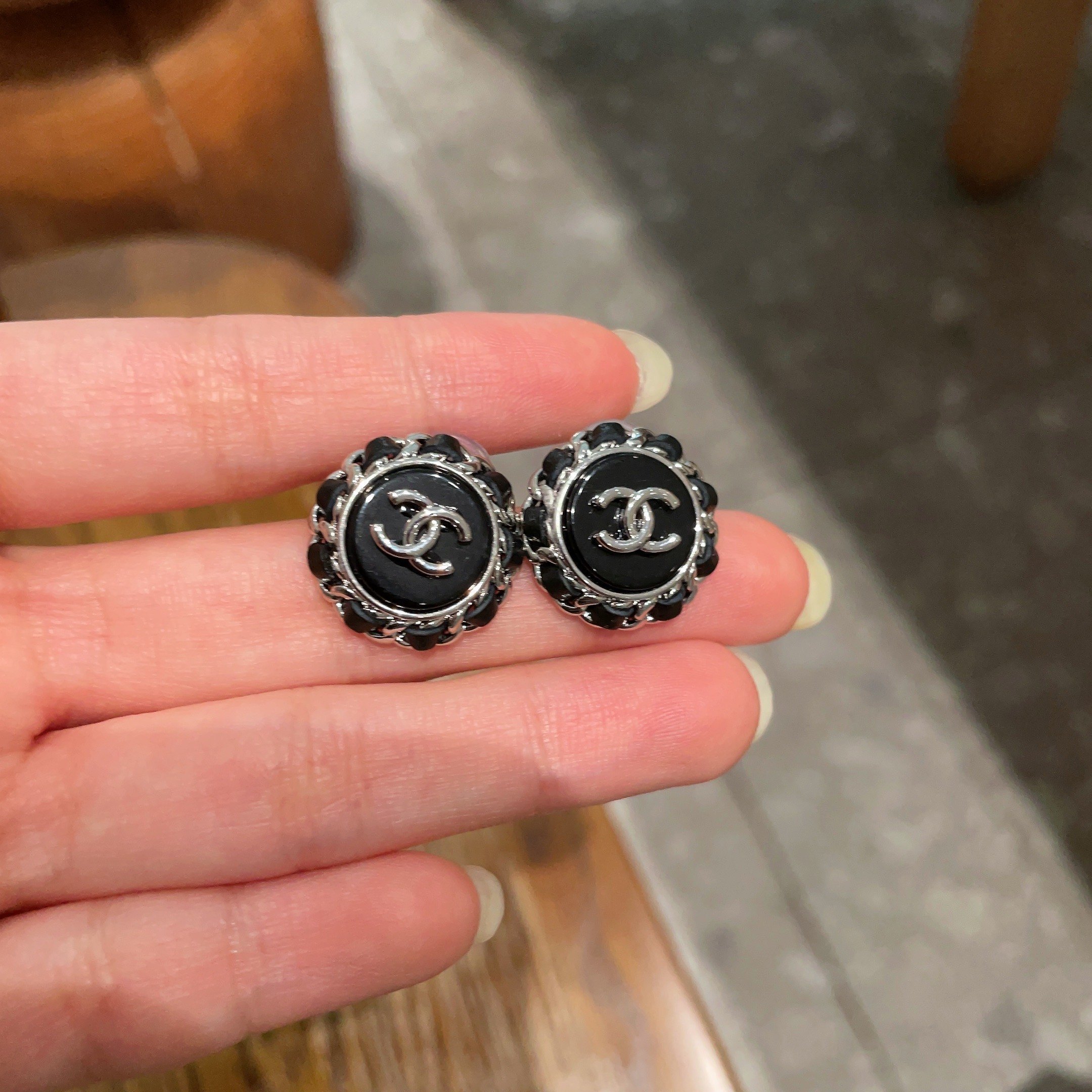 Vintage Style CC Logo Chain Stud Earrings - Luxury Button Design