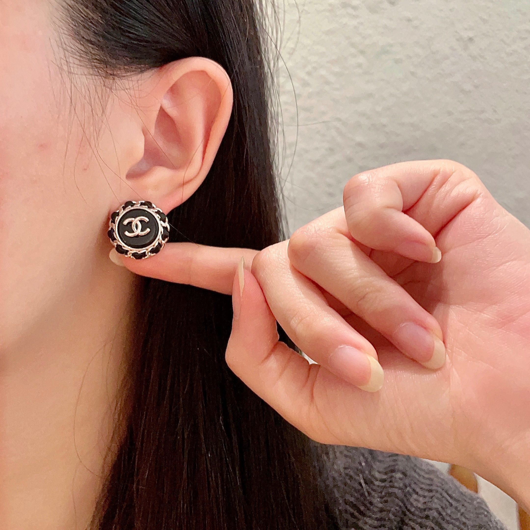 Vintage Style CC Logo Chain Stud Earrings - Luxury Button Design