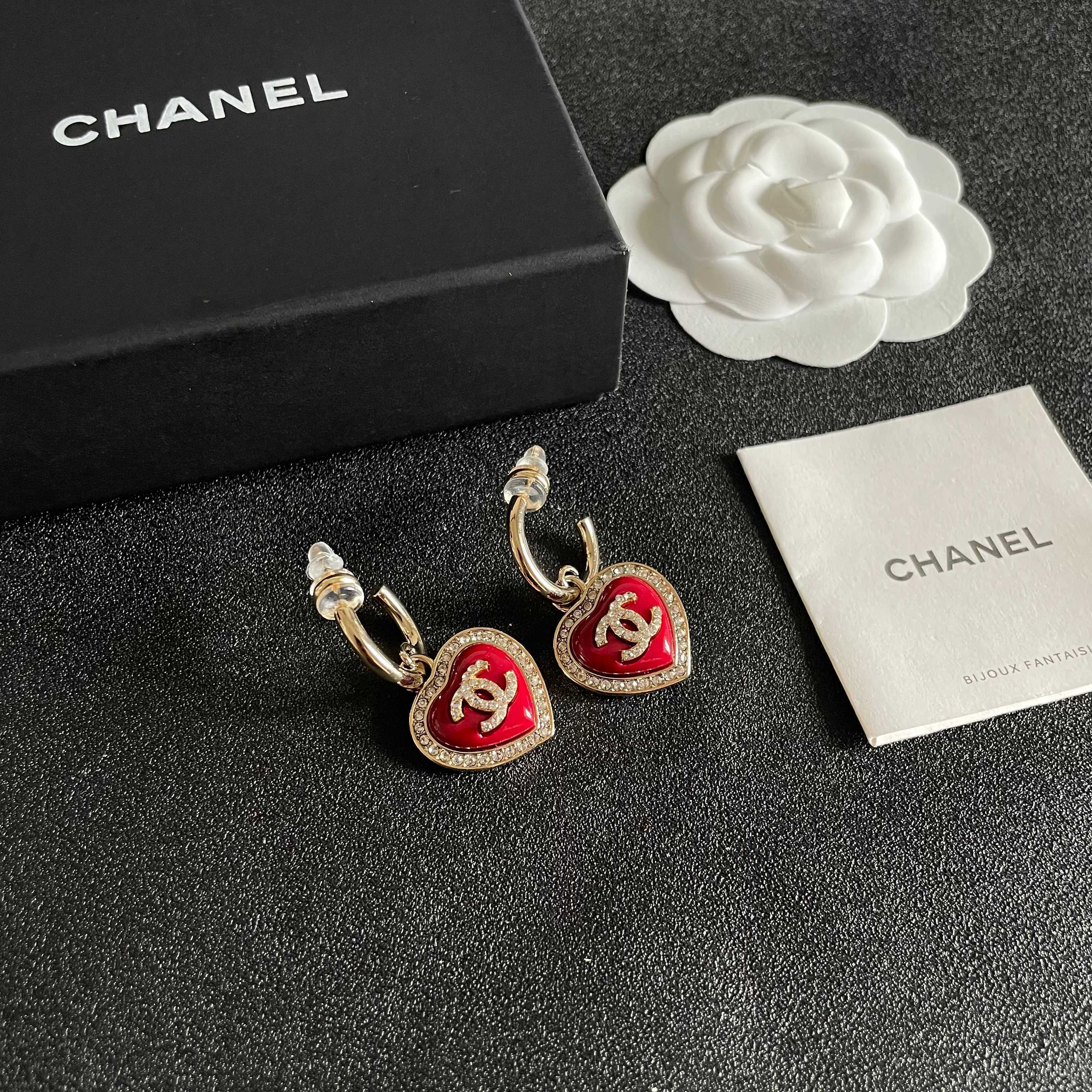 Elegant Red Heart Hoop Earrings with Sparkling Gold Logo