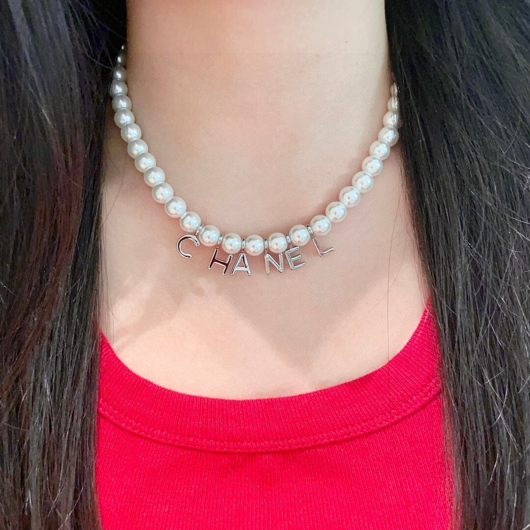 Luxury Pearl Choker Necklace with Silver Chanel Letter Charms
