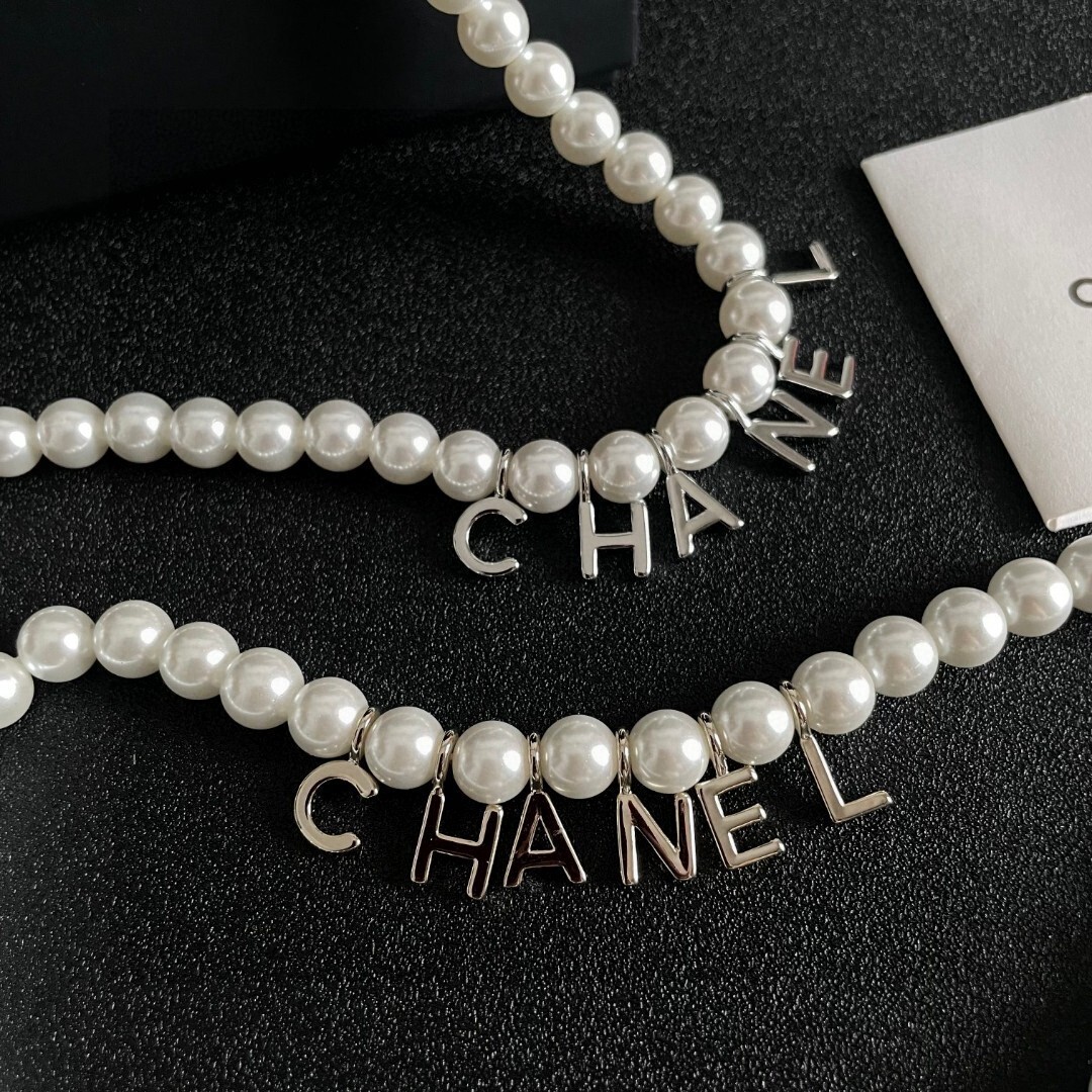 Luxury Pearl Choker Necklace with Silver Chanel Letter Charms