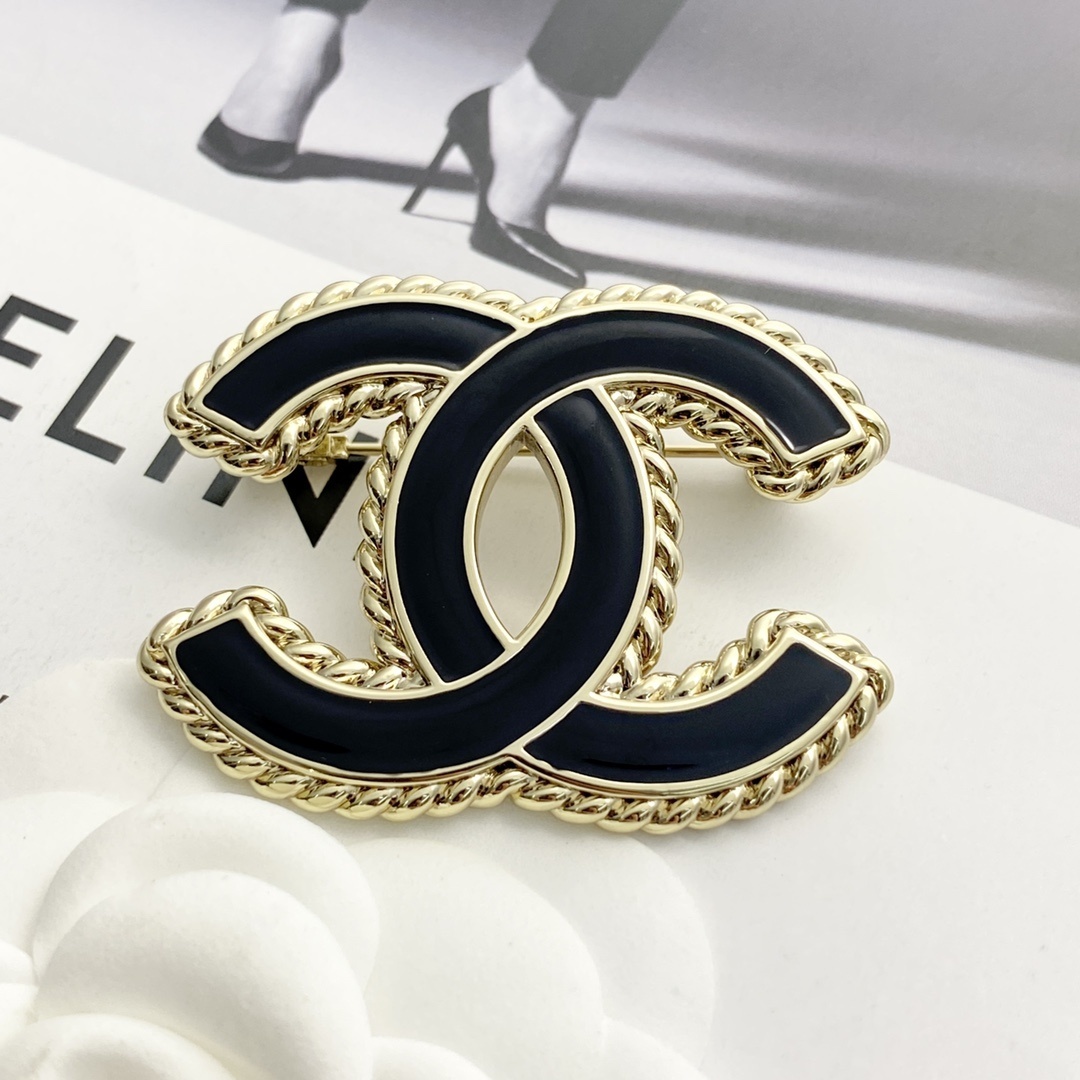 Elegant Black Enamel CC Logo Brooch with Gold-Tone Braided Edge