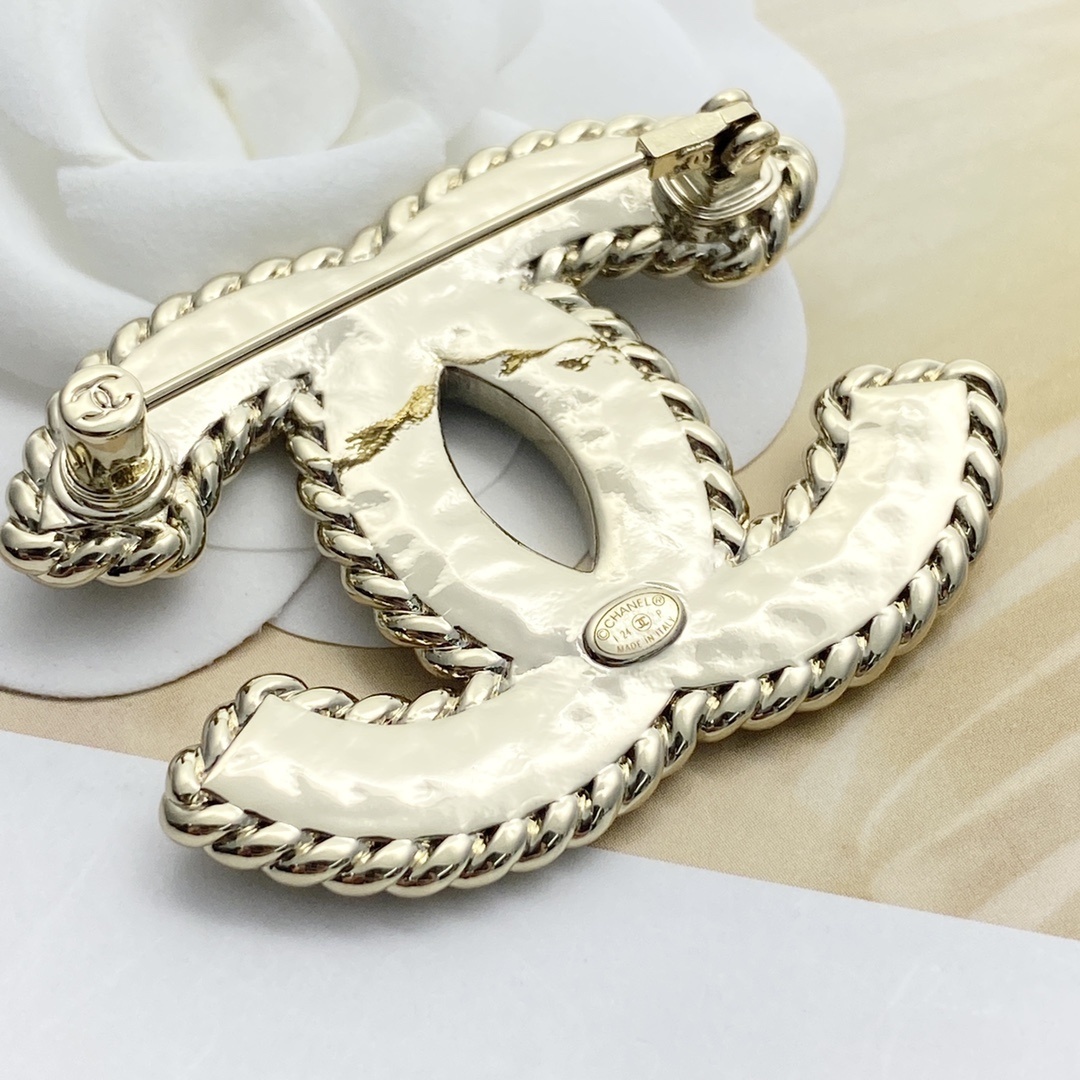 Elegant Black Enamel CC Logo Brooch with Gold-Tone Braided Edge