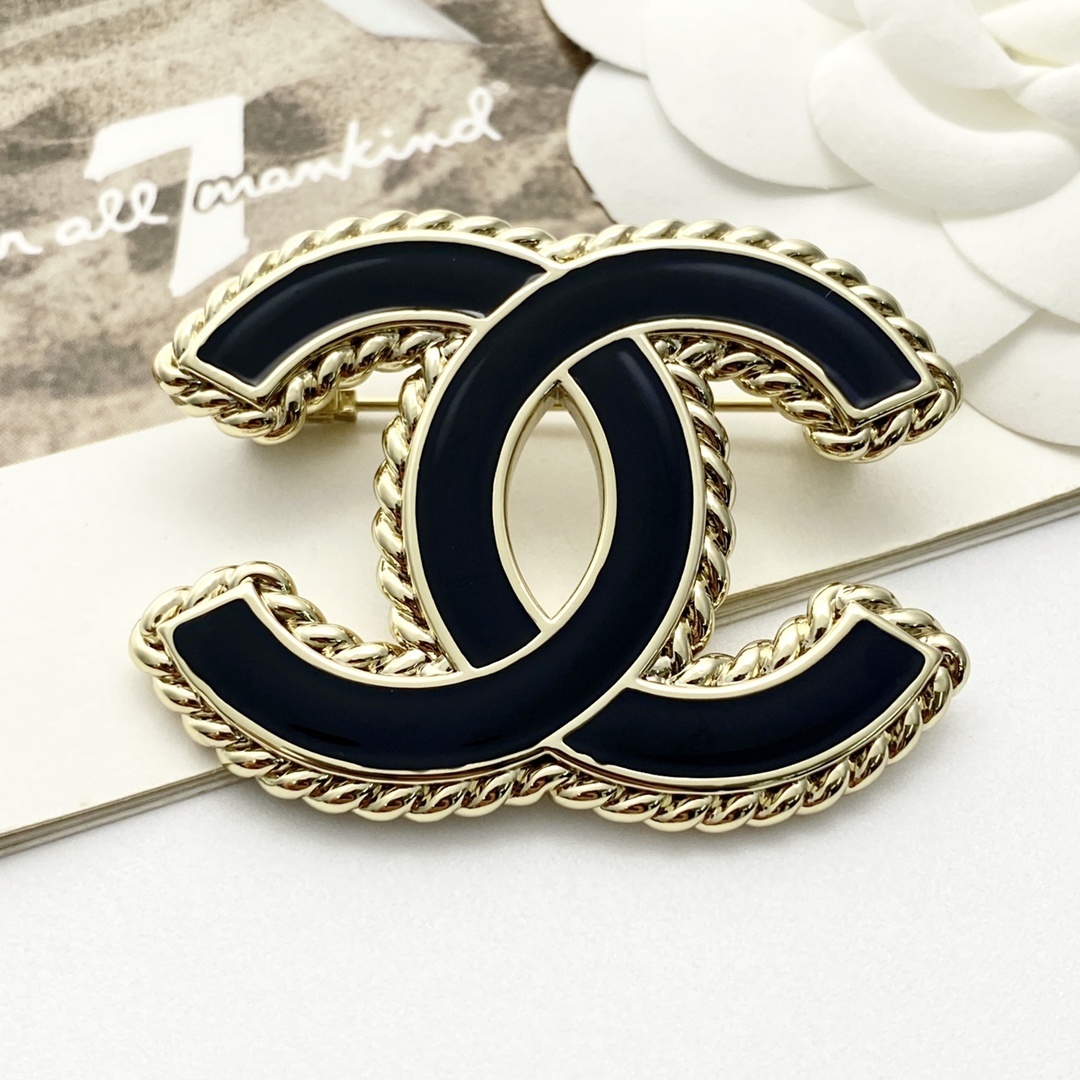 Elegant Black Enamel CC Logo Brooch with Gold-Tone Braided Edge